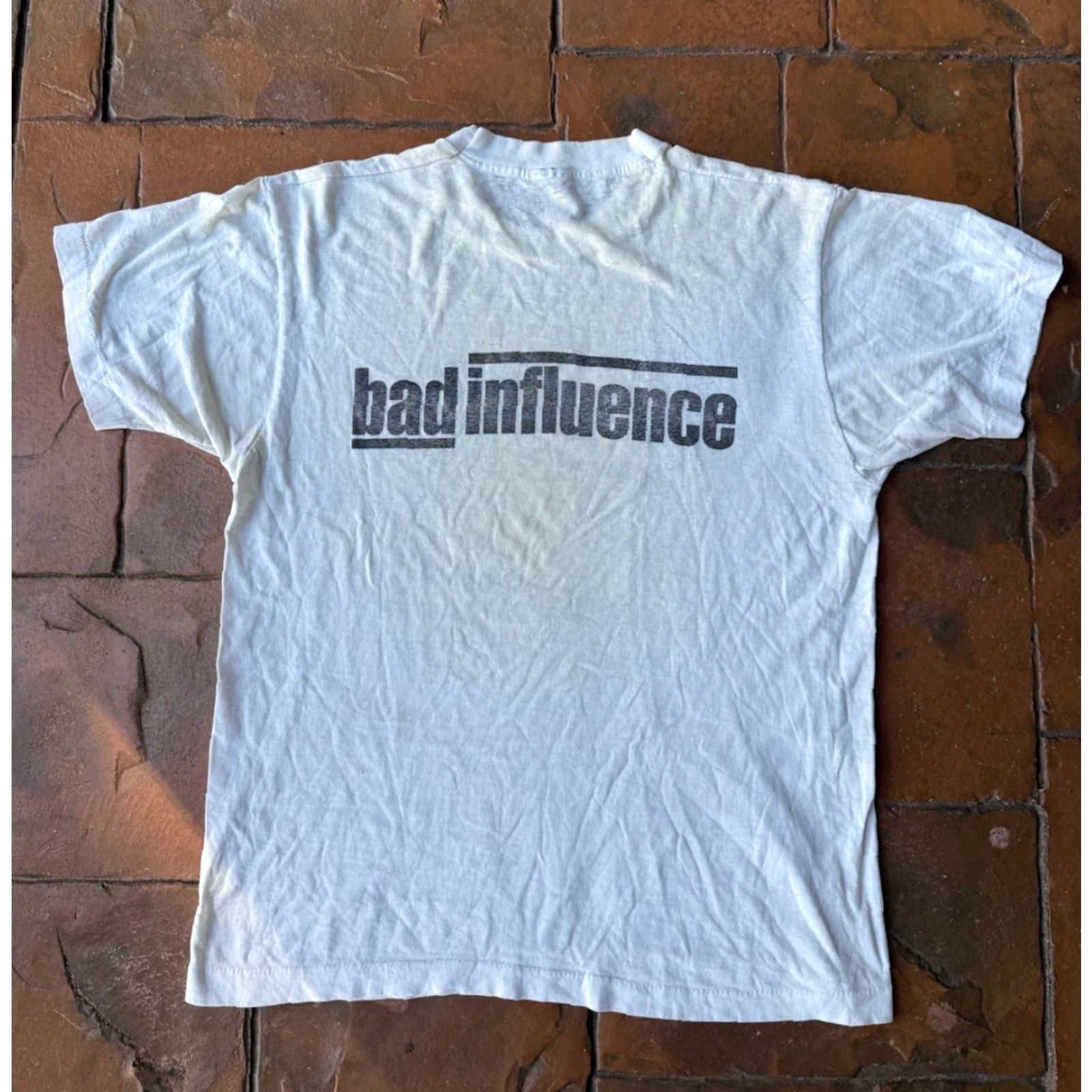 Vintage VINTAGE Bad Influence T-Shirt Grunge Shirt Mens L White Crew Neck Short Sleeve Graphic Print Vintage 90s Cotton Regular Size US L / EU 52-54 / 3 - 2 Thumbnail