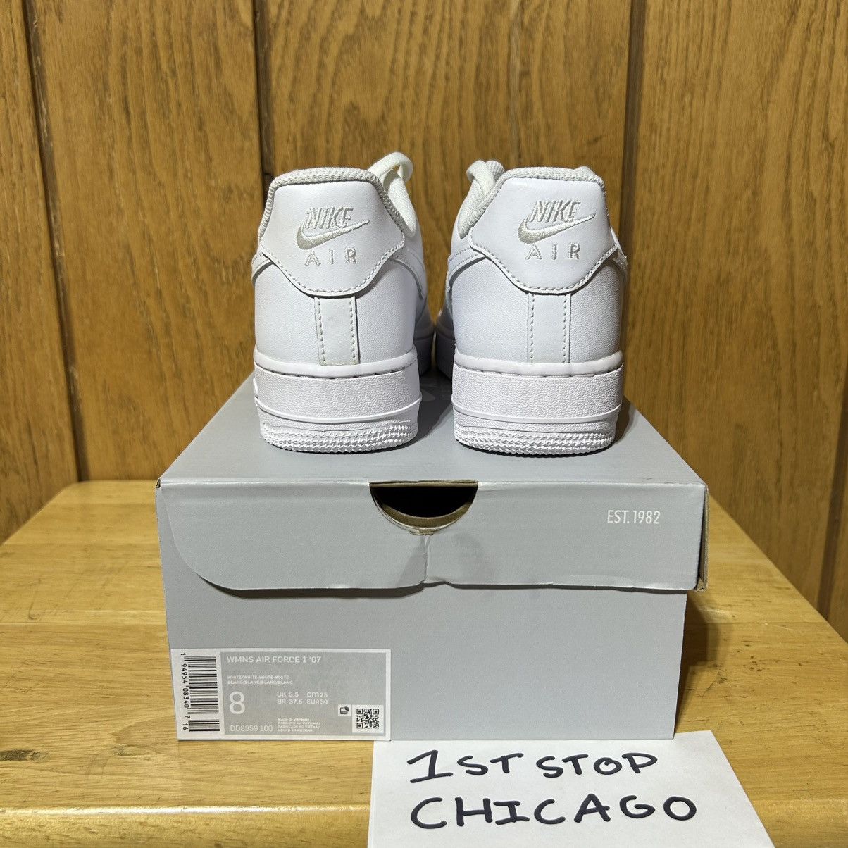 Nike Nike Air Force 1 Low '07 Triple White DD8959-100 Women’s 8 Size US 8 / IT 38 - 4 Thumbnail