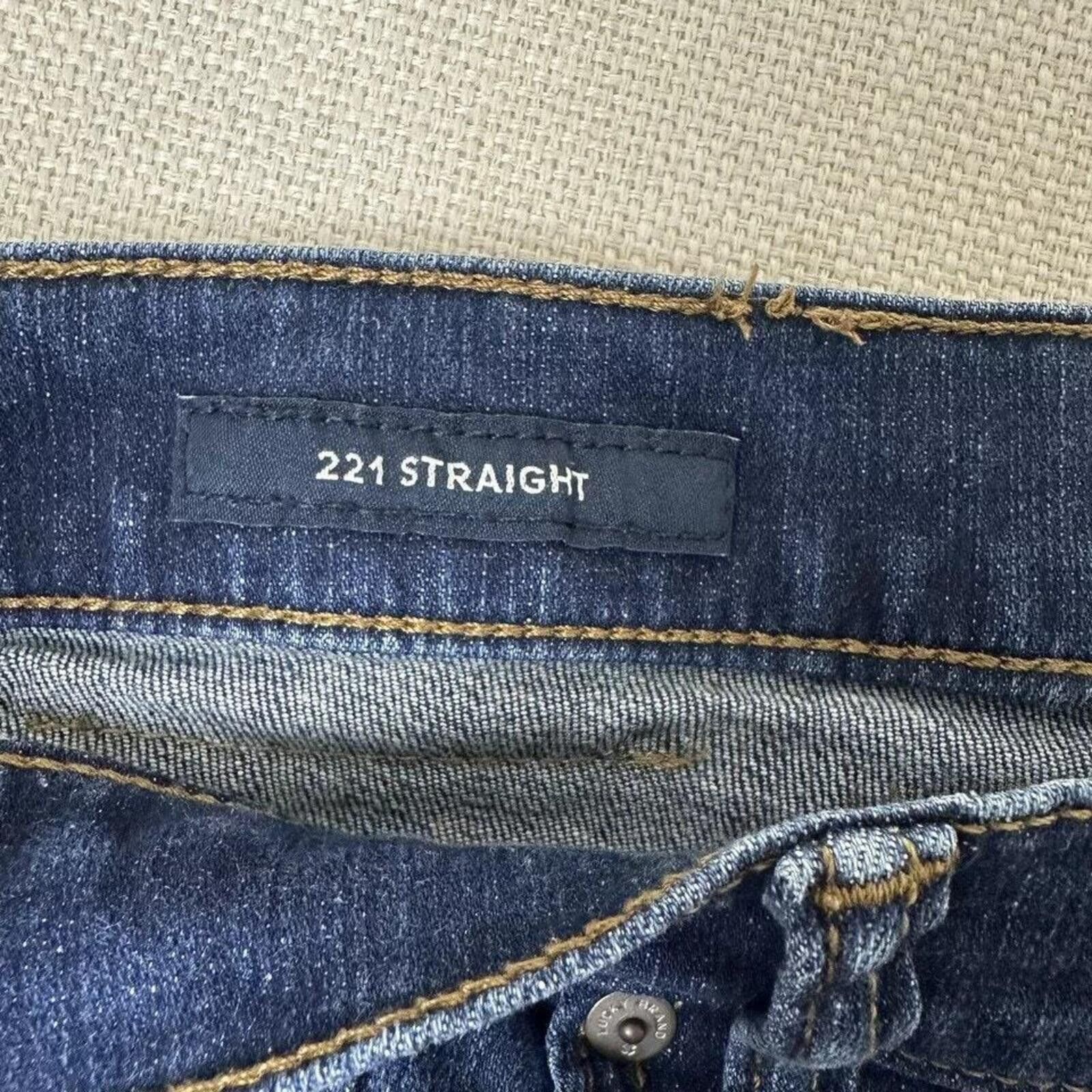 Lucky Brand Lucky Brand, 221 Straight Leg, Men's Tag Size Actual 38 x 31 Size US 38 / EU 54 - 6 Thumbnail