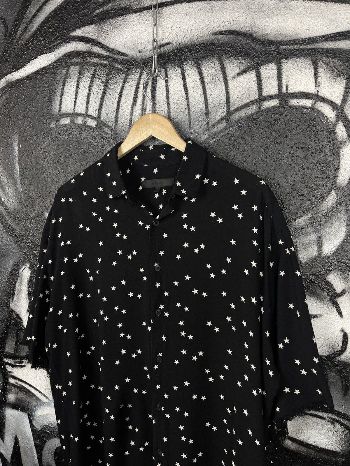 Other Mennace Distressed Short Sleeve Button Up Shirt Men’s Size M Size US M / EU 48-50 / 2 - 3 Thumbnail