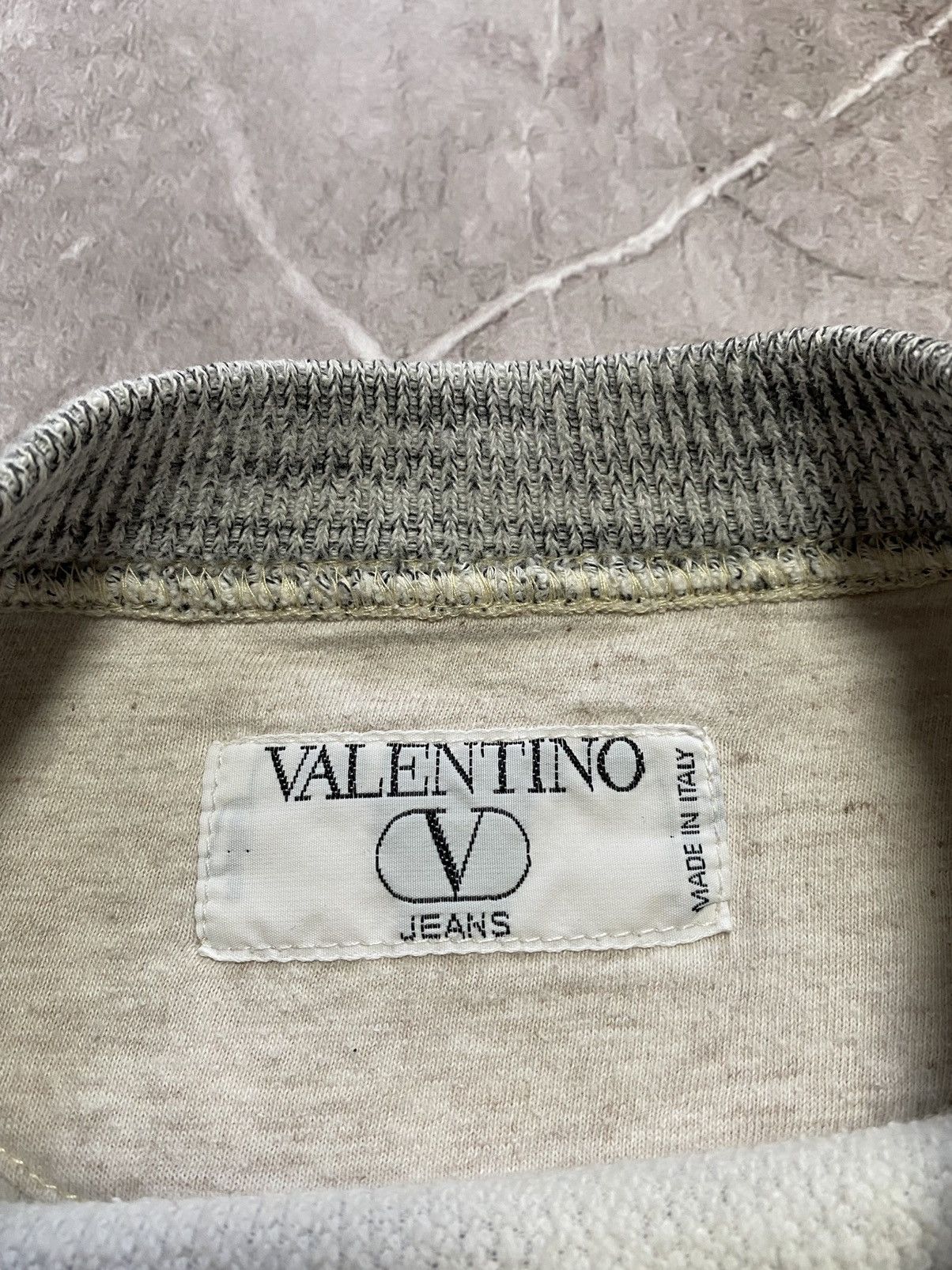 Valentino × Vintage Vintage Valentino Sweater Made In Italy Size US L / EU 52-54 / 3 - 6 Thumbnail