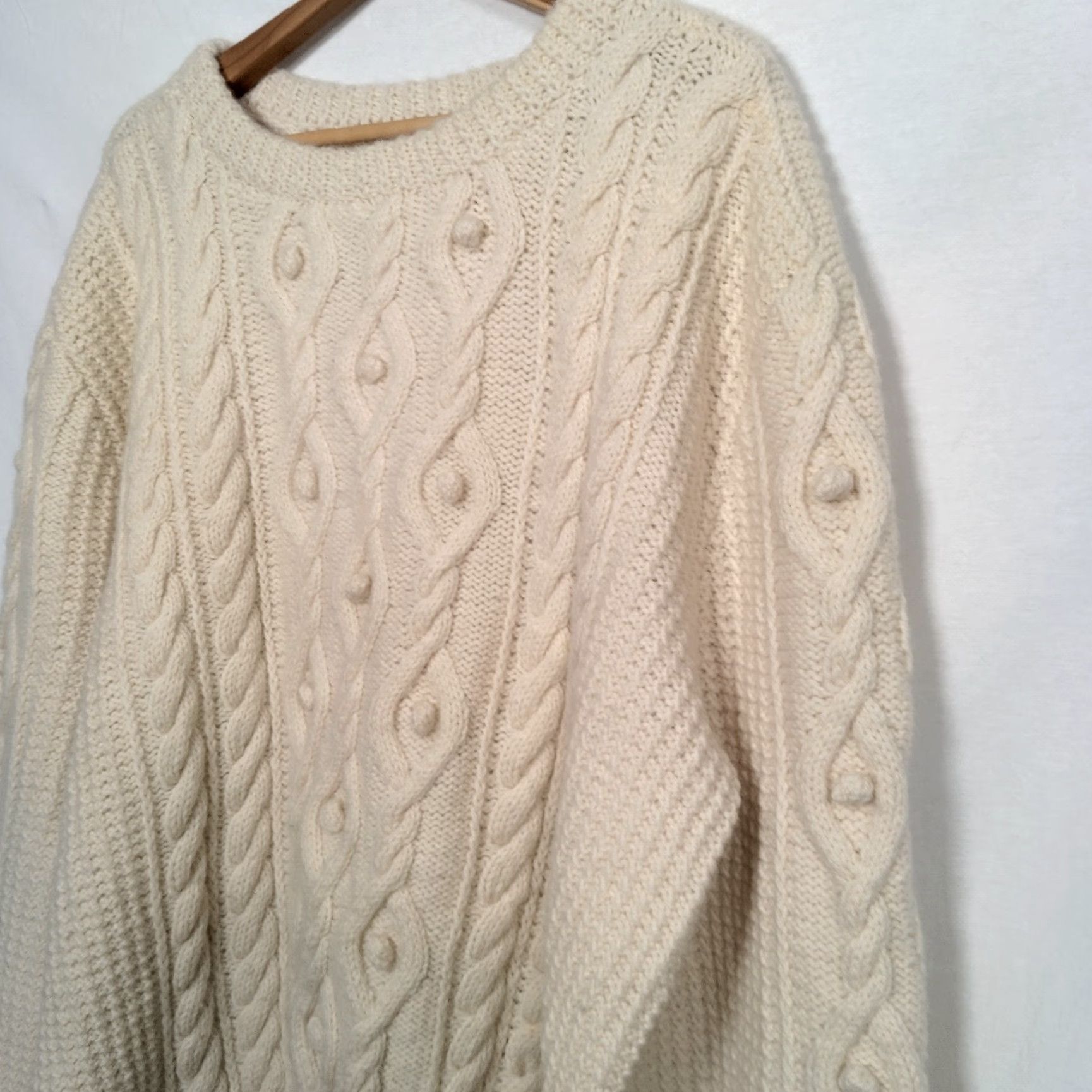 Vintage VINTAGE Aran Handknit Fisherman Sweater Men XL Natural Ivory Cable Chunky Knit Pullover Size US XL / EU 56 / 4 - 7 Thumbnail
