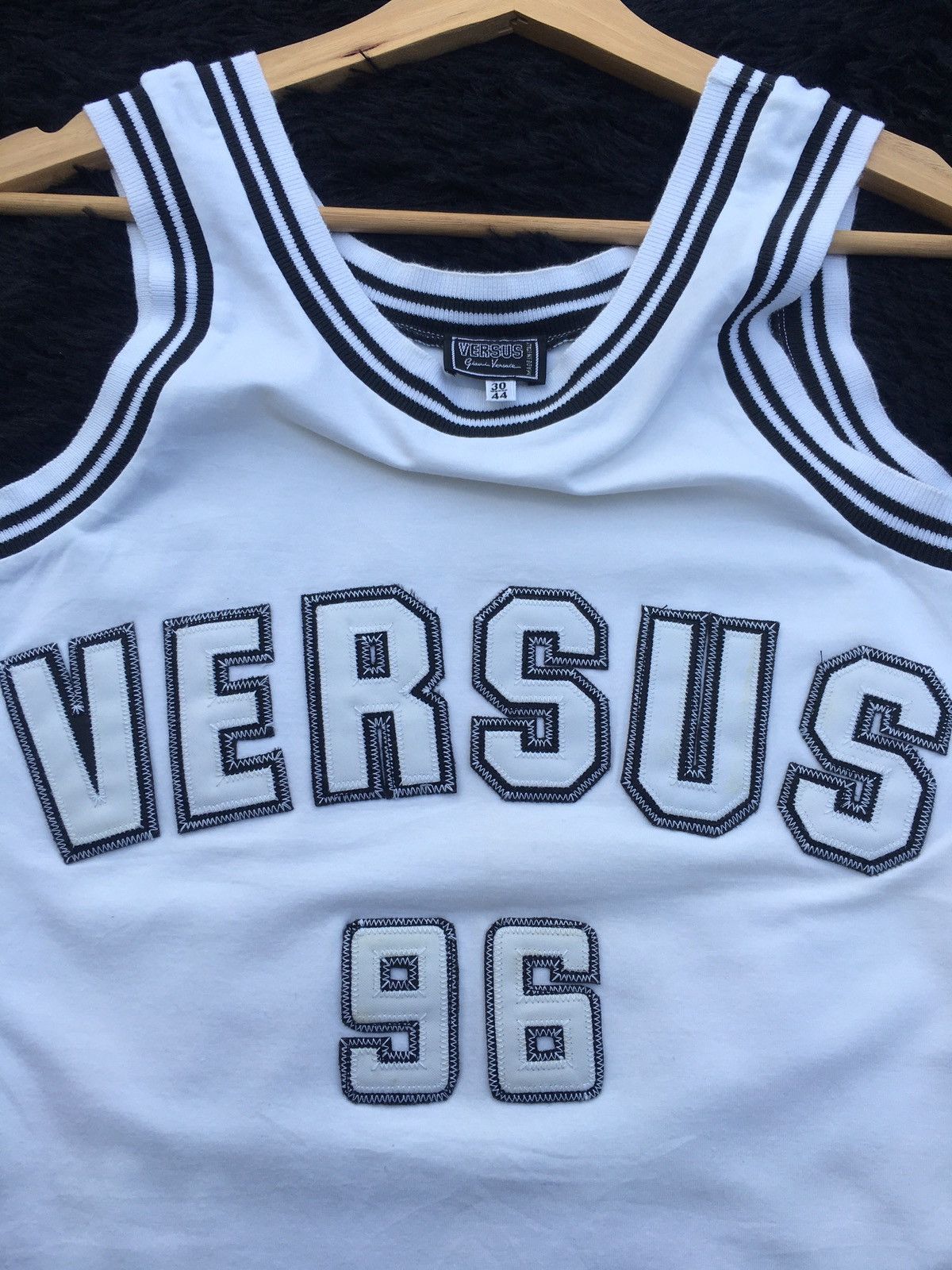 Versus Versace Rare Vintage Versus Gianni Versace Sleeveless Top Size XS / US 0-2 / IT 36-38 - 10 Thumbnail