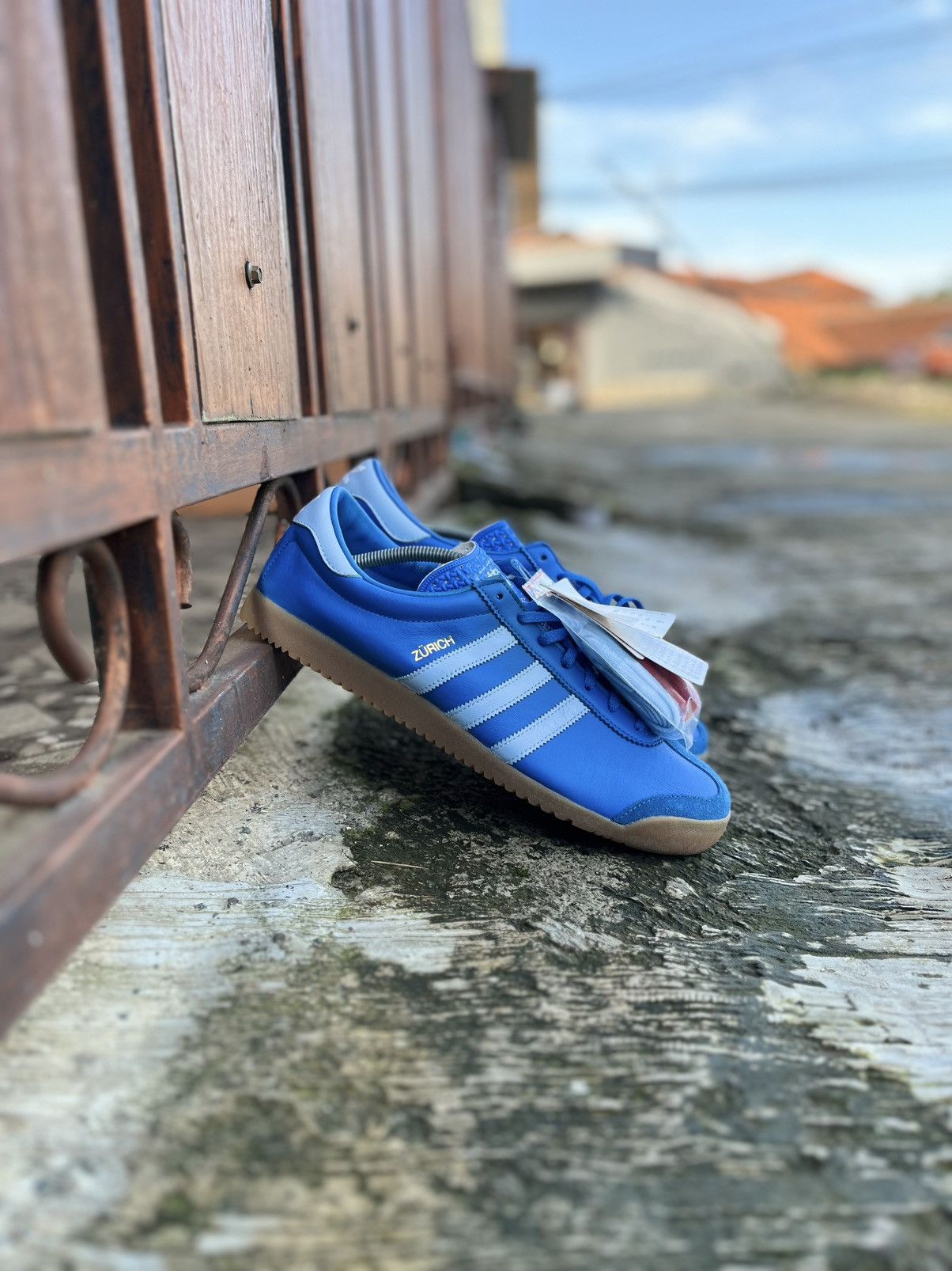 Adidas Adidas Zurich city series reissue rare deadstock Size US 12.5 / EU 45-46 - 2 Thumbnail