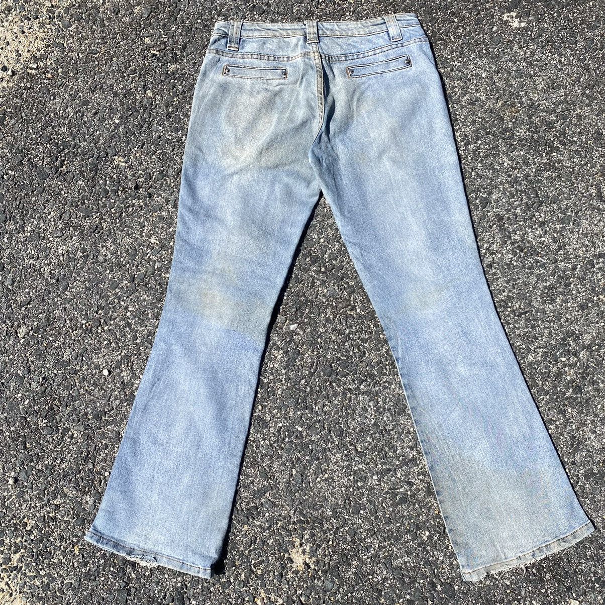 Japanese Brand Vintage Japanese Brand Distressed Flare Jeans Size US 31 - 15 Thumbnail