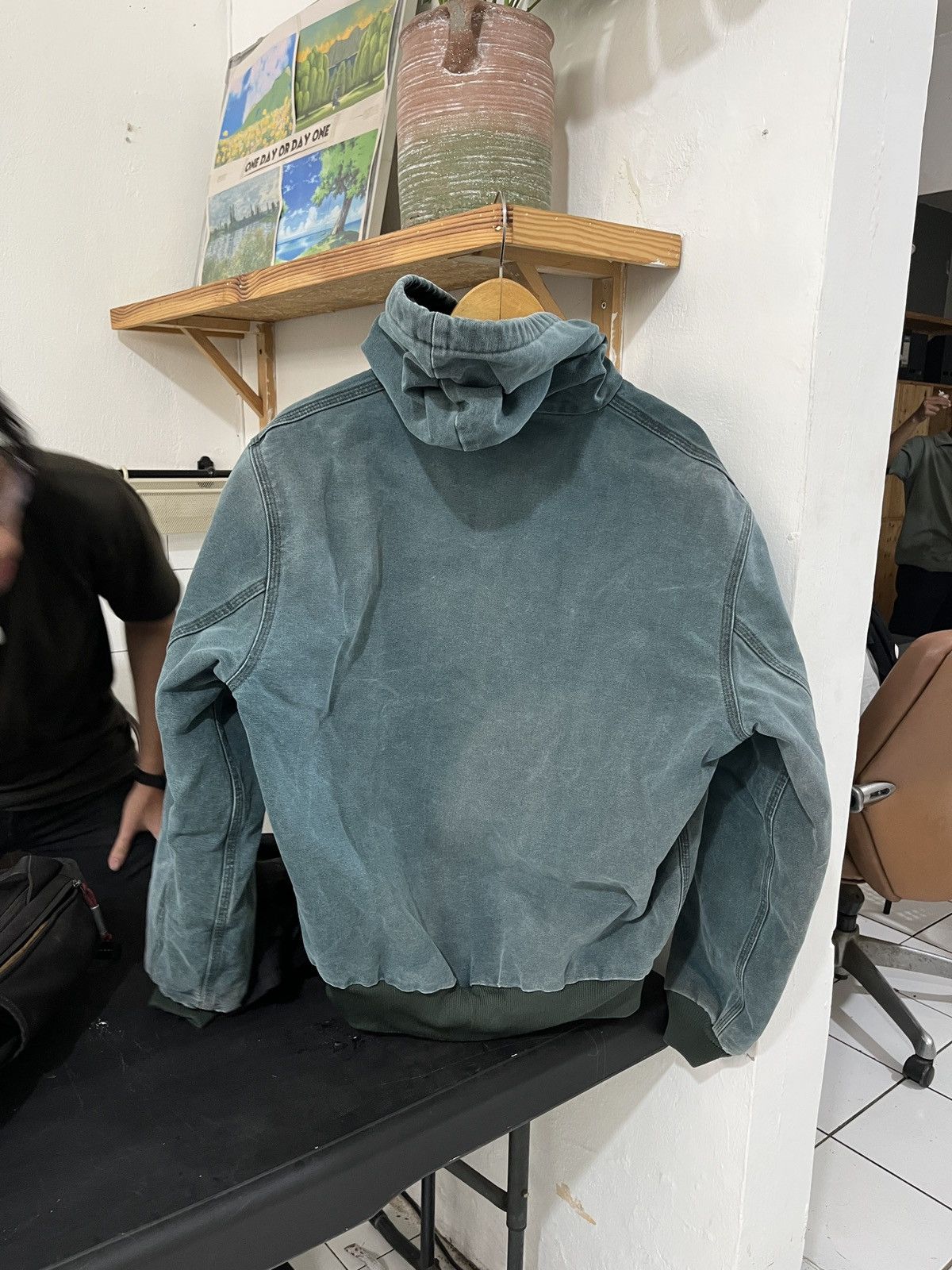 Carhartt Rare vintage Carhartt J06 HTG Hunter Green active jacket