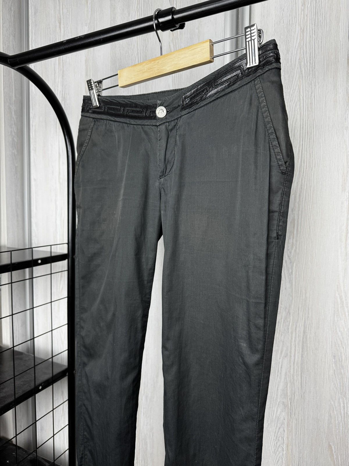 Versace Versace black cotton leather trim lightweight pants size 26 Size 26" / US 2 / IT 38 - 6 Thumbnail