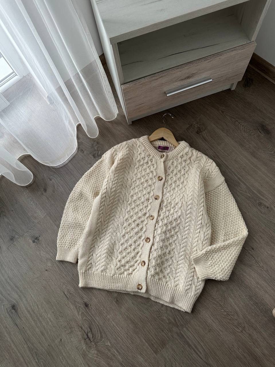 Vintage Vintage Cable Knit Beige Highland Scottish Wool Sweater Size M / US 6-8 / IT 42-44 - 4 Thumbnail