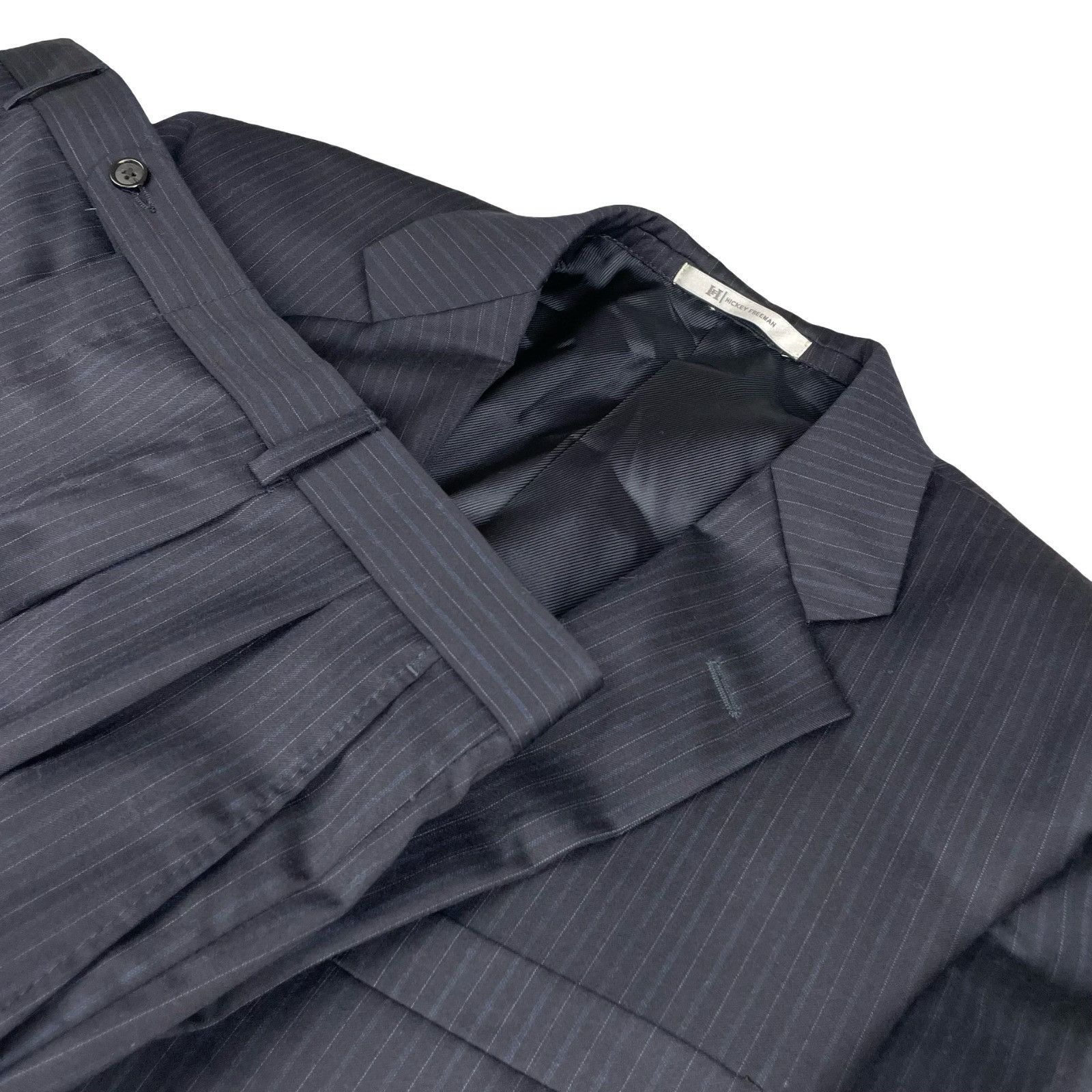 Hickey Freeman Hickey Freeman Men’s 100% Wool 2-Button Suit Navy Stripe • 4 Size 42L - 1 Thumbnail