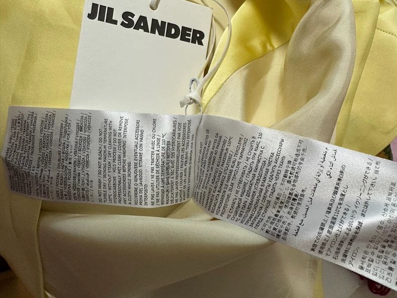 Jil Sander Jil Sander Glossy sleeveless vest Size XXS / US 00 / IT 34 - 7 Thumbnail