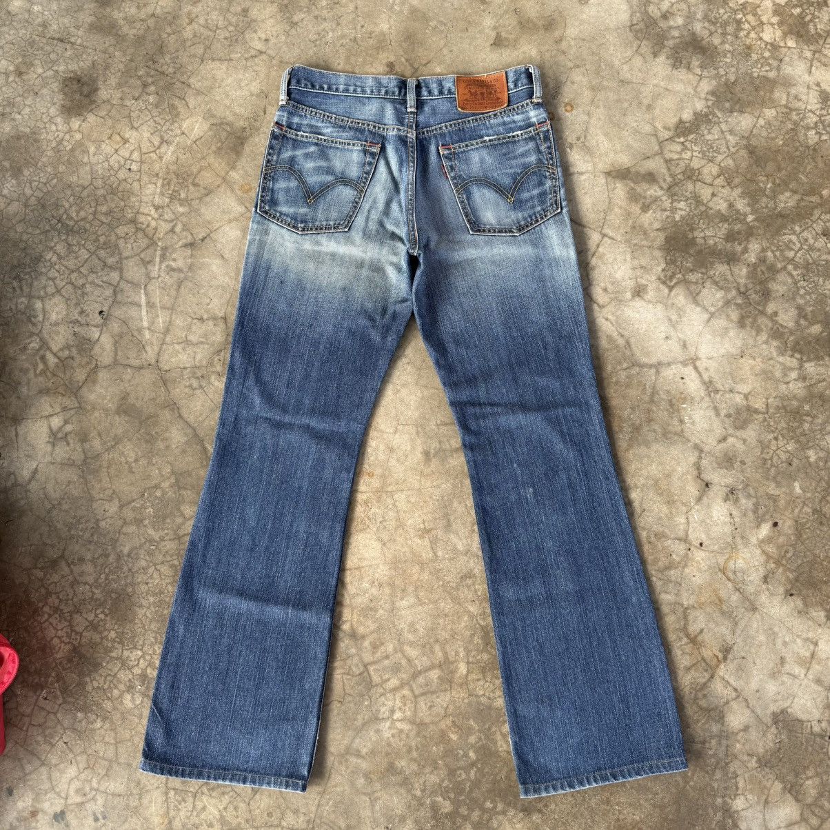 Levi's Vintage Clothing W31 Vintage Levi's 707 Flare Bootcut Denim Jean Pants Size US 31 - 8 Thumbnail