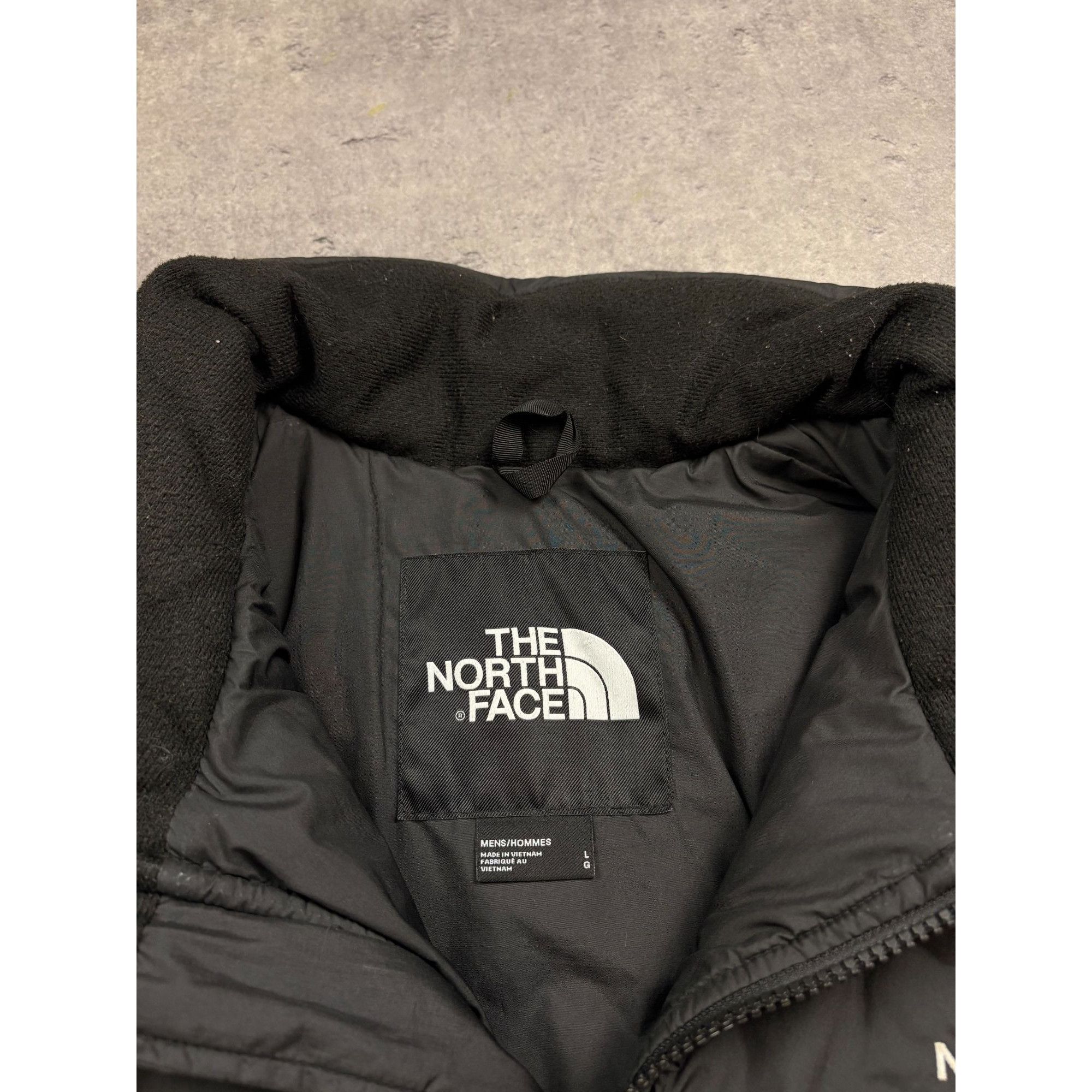 The North Face The North Face Black Puffer Jacket Medium With Full-Zip Clos Size US L / EU 52-54 / 3 - 8 Thumbnail