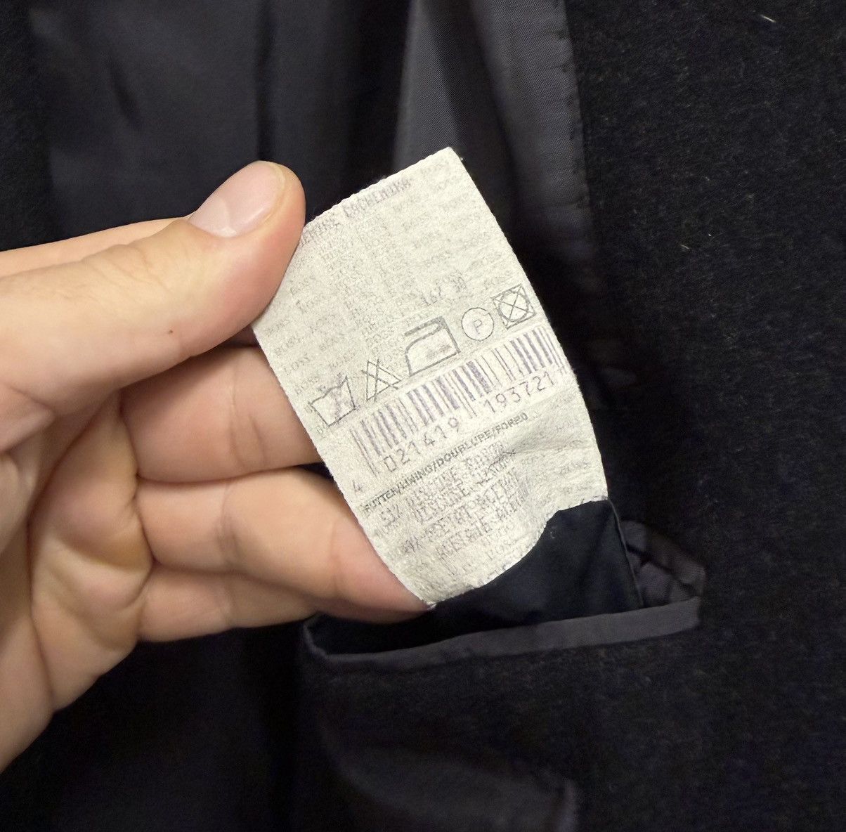 Hugo Boss Vintage Hugo Boss Wool Cashmere Black Coat Size US M / EU 48-50 / 2 - 14 Thumbnail