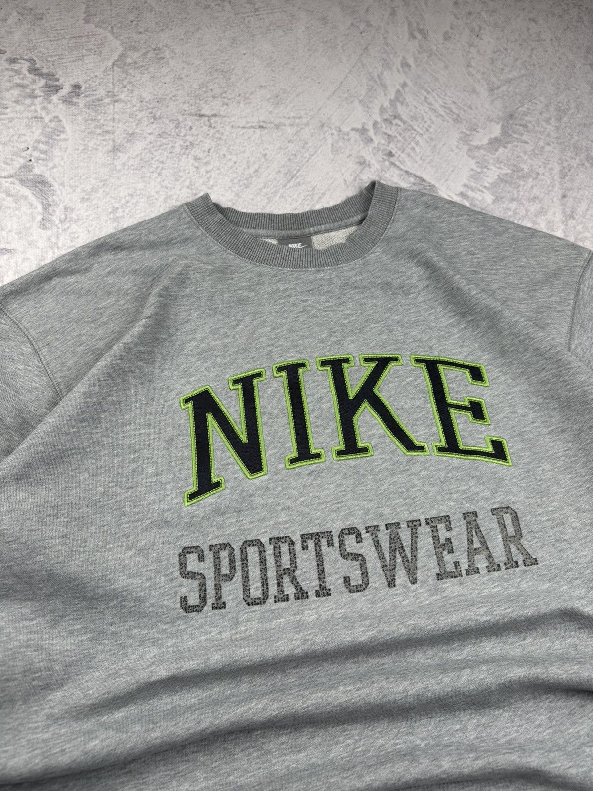 Nike × Vintage NIKE VINTAGE CENTER LOGO OVERSIZE BOXY SWEATSHIRT Size US XL / EU 56 / 4 - 3 Thumbnail