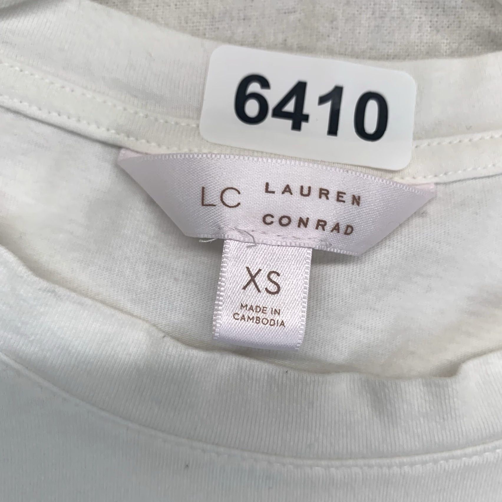 Vintage LC Lauren Conrad Women's XS White Graphic T-Shirt Poppy Flowers Art Casual California Size XS / US 0-2 / IT 36-38 - 5 Thumbnail
