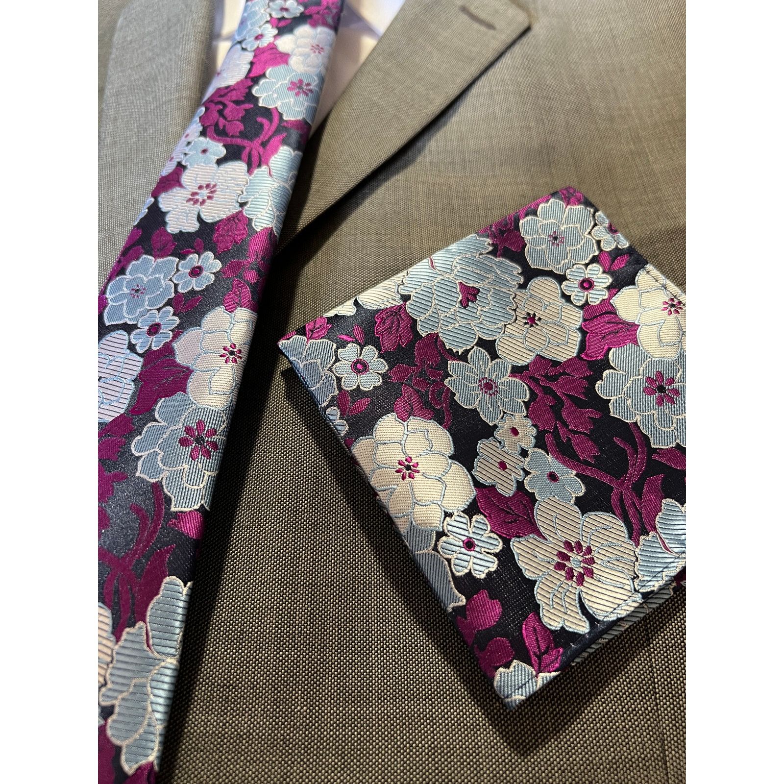 Other Tie Set Navy Blue Fuchsia Floral Tie Pocket Square Cufflinks Size ONE SIZE - 2 Thumbnail