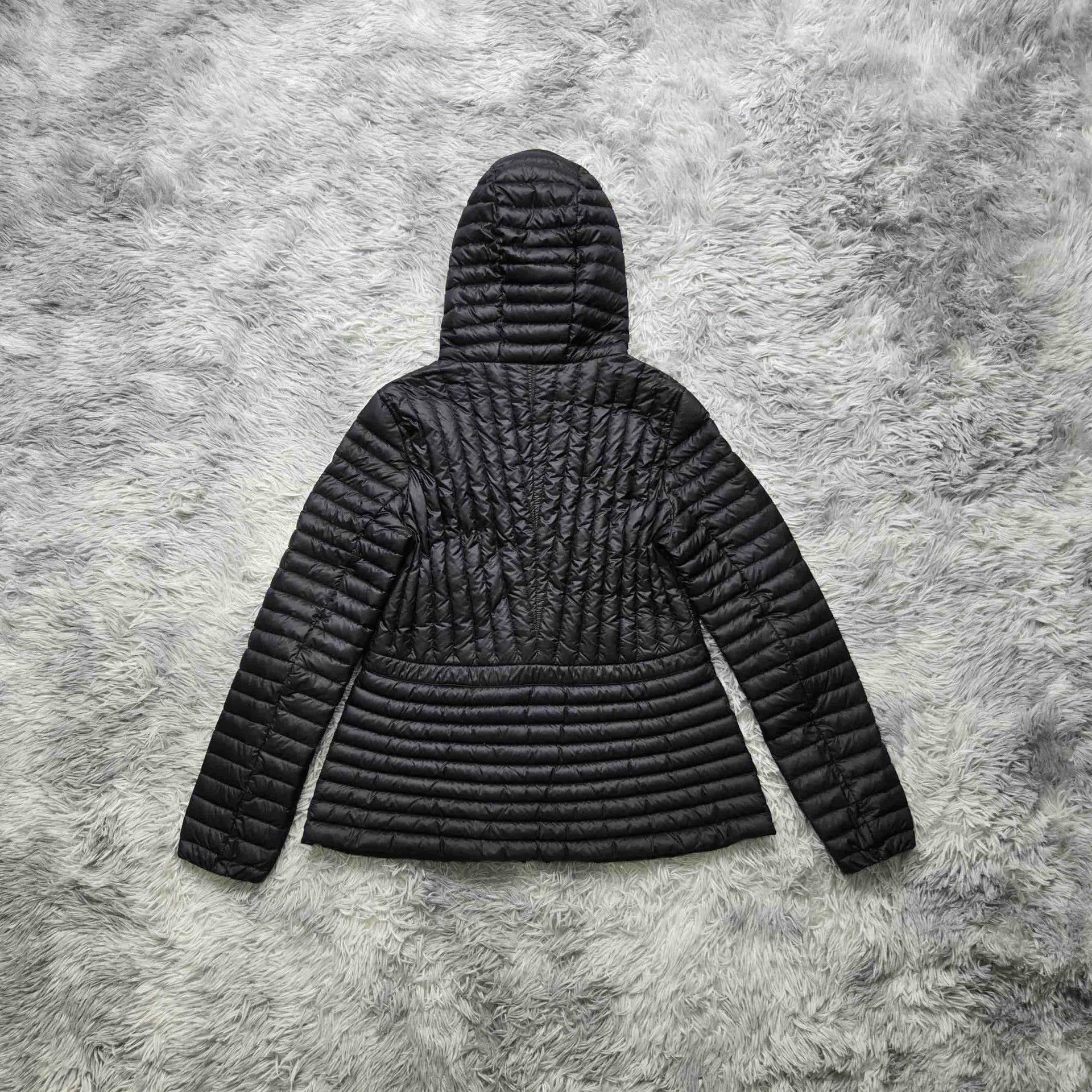 Moncler moncler lightweight down jacket with zip closure Size US M / EU 48-50 / 2 - 2 Thumbnail