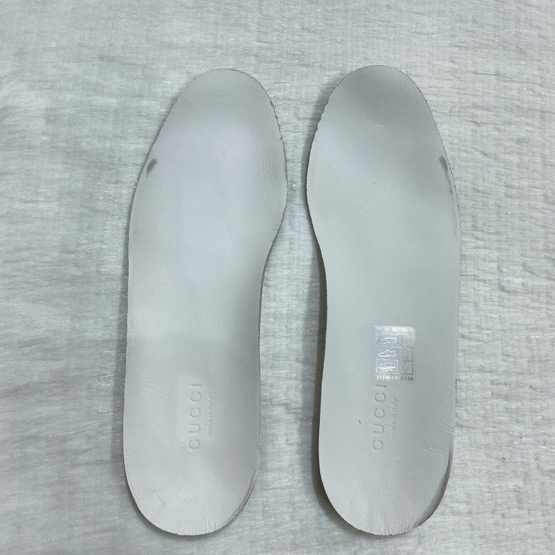 Gucci Gucci Ace Low-Top Sneakers with Bee Design Size US 4 / IT 34 - 6 Thumbnail