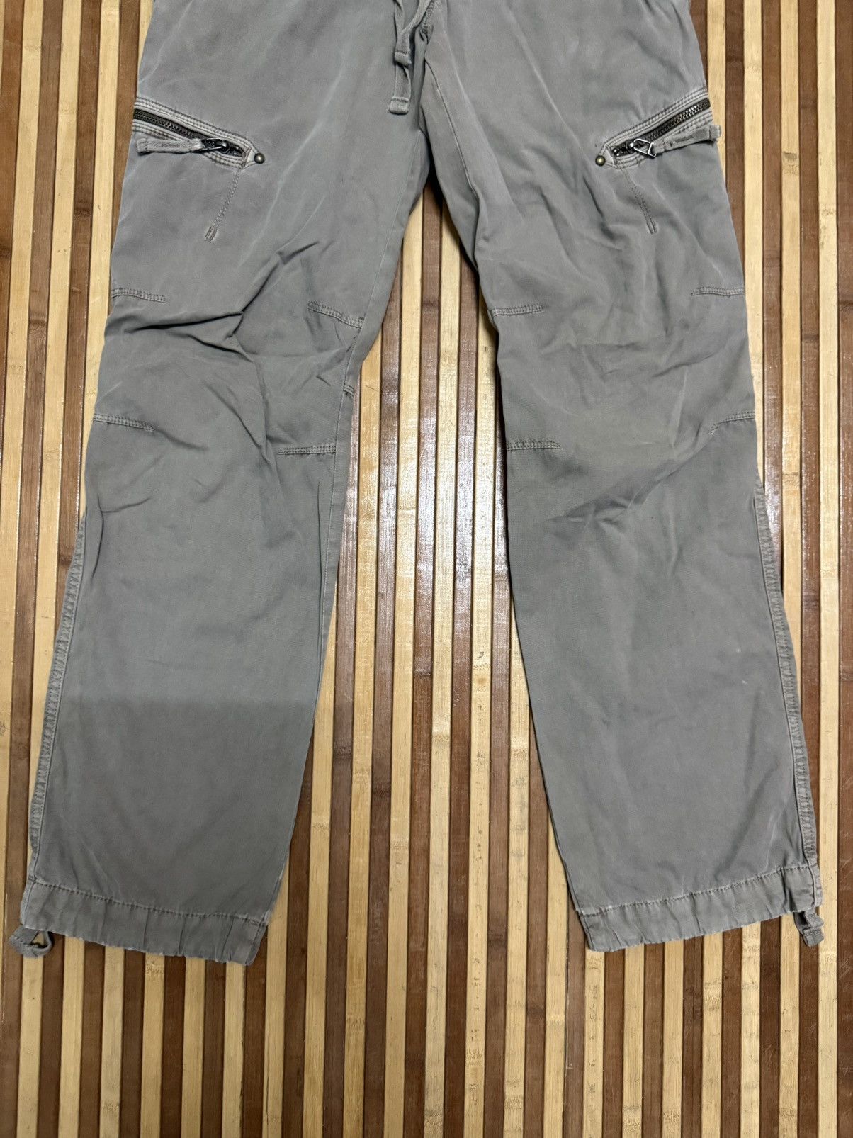 Uniqlo UNIQLO CARGO PANTS MULTIPOCKET / STREETWEAR Size US 31 - 3 Thumbnail