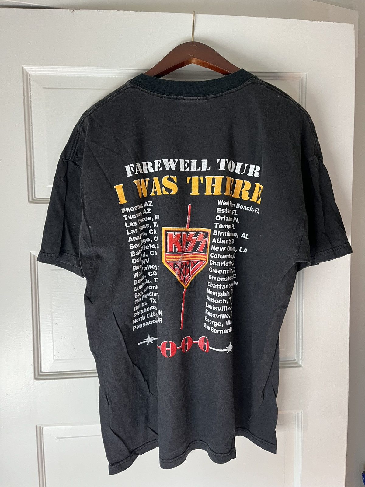 Vintage Vintage KISS tshirt Size US XL / EU 56 / 4 - 2 Thumbnail