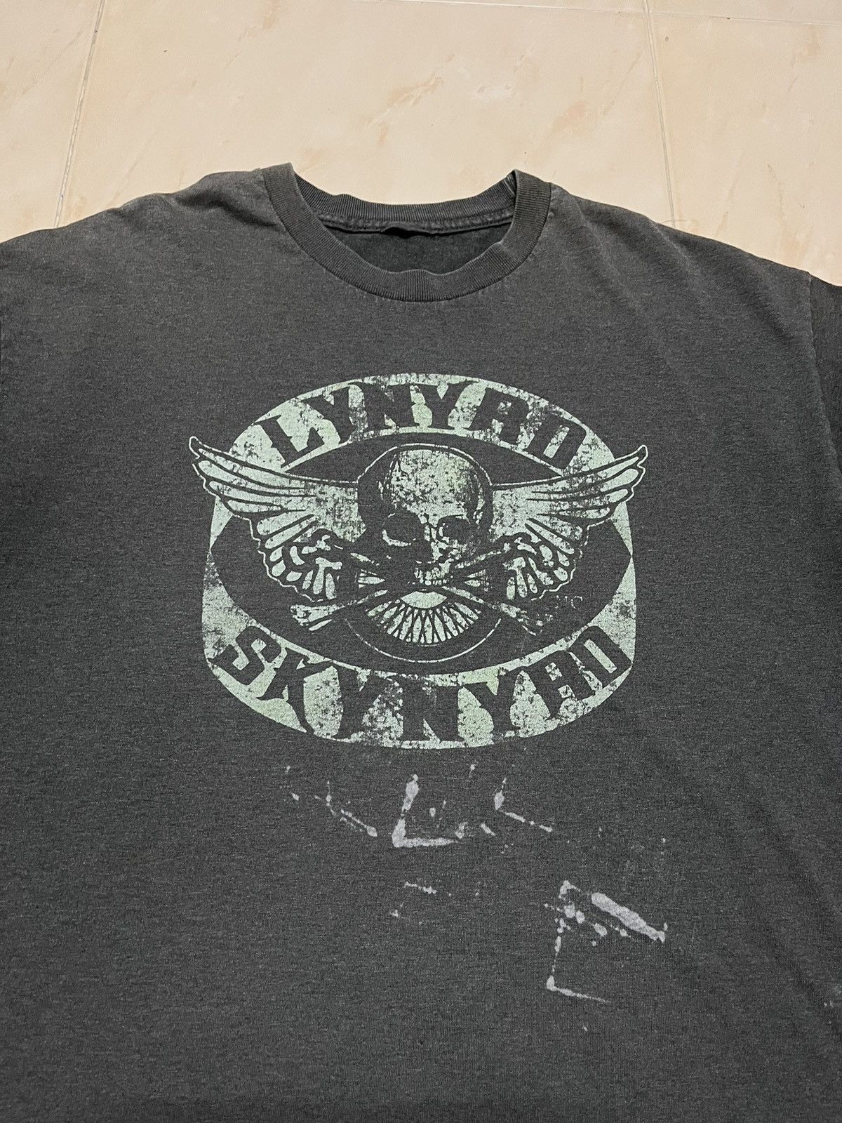 Band Tees Vintage Lynyrd Skynyrd t shirt big logo fit L Size US XL / EU 56 / 4 - 2 Thumbnail