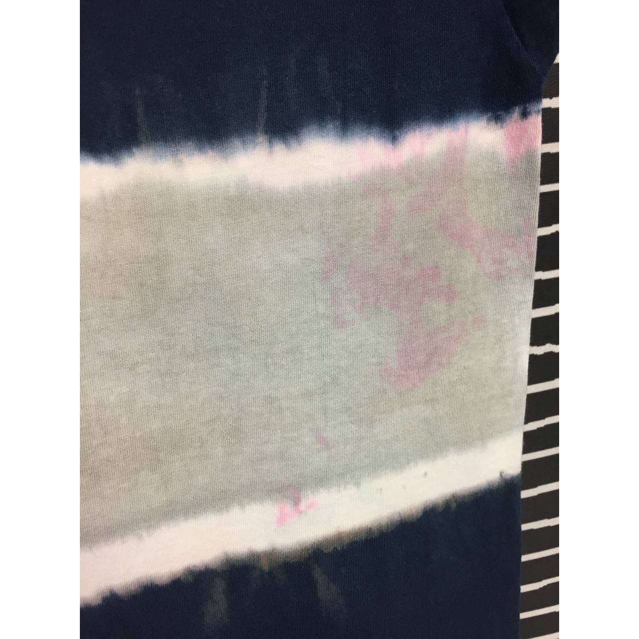 Guess × Vintage Vtg 1995 GUESS An American Classic Made In Usa Tie Dye Tee Size US M / EU 48-50 / 2 - 18 Thumbnail