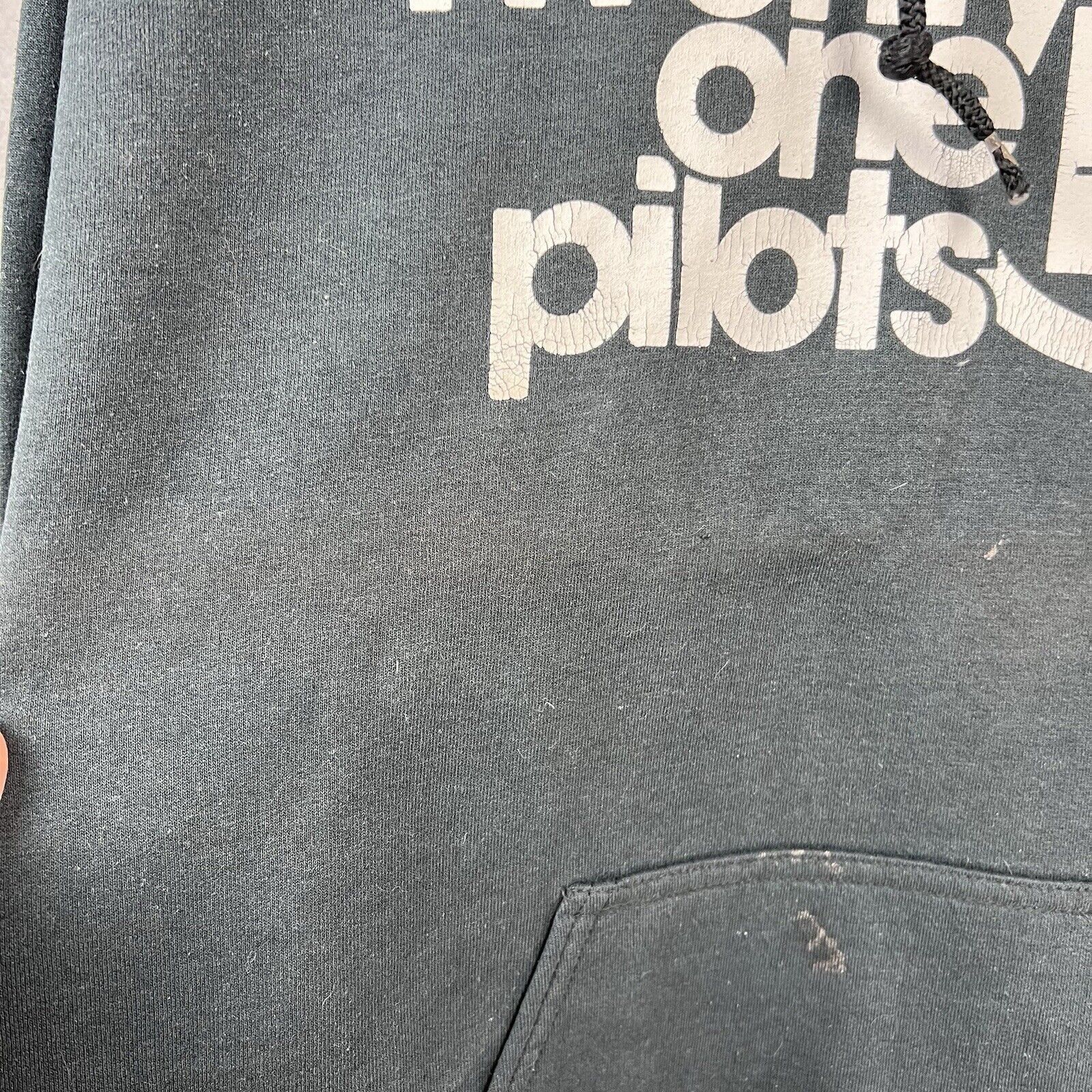 Band Tees Twenty One Pilots Hoodie Men's Size M Long Sleeve Size US M / EU 48-50 / 2 - 7 Thumbnail