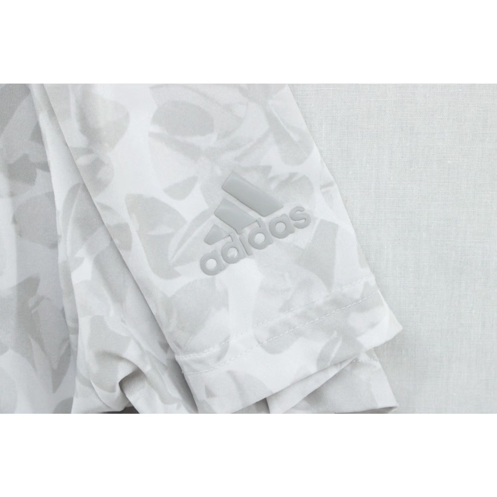 Adidas **Adidas Team Play 2XL Men's White Golf Polo Shirt** User: **Adidas Team Play 2XL White Men's Golf Polo Shirt** Size US XXL / EU 58 / 5 - 3 Thumbnail