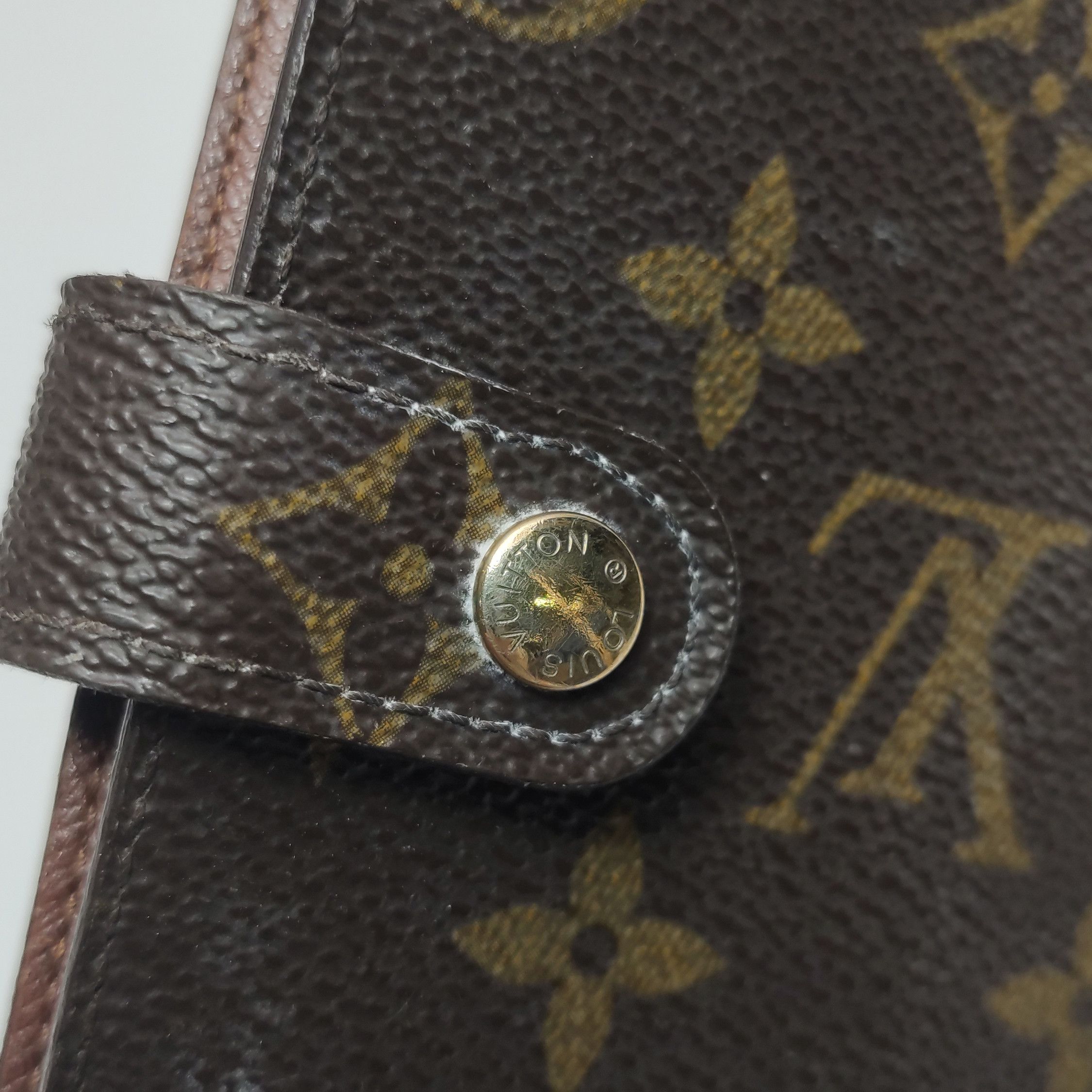 Louis Vuitton Louis Vuitton (LV) Small Monogram Printed Notebook Cover -y Size ONE SIZE - 3 Thumbnail