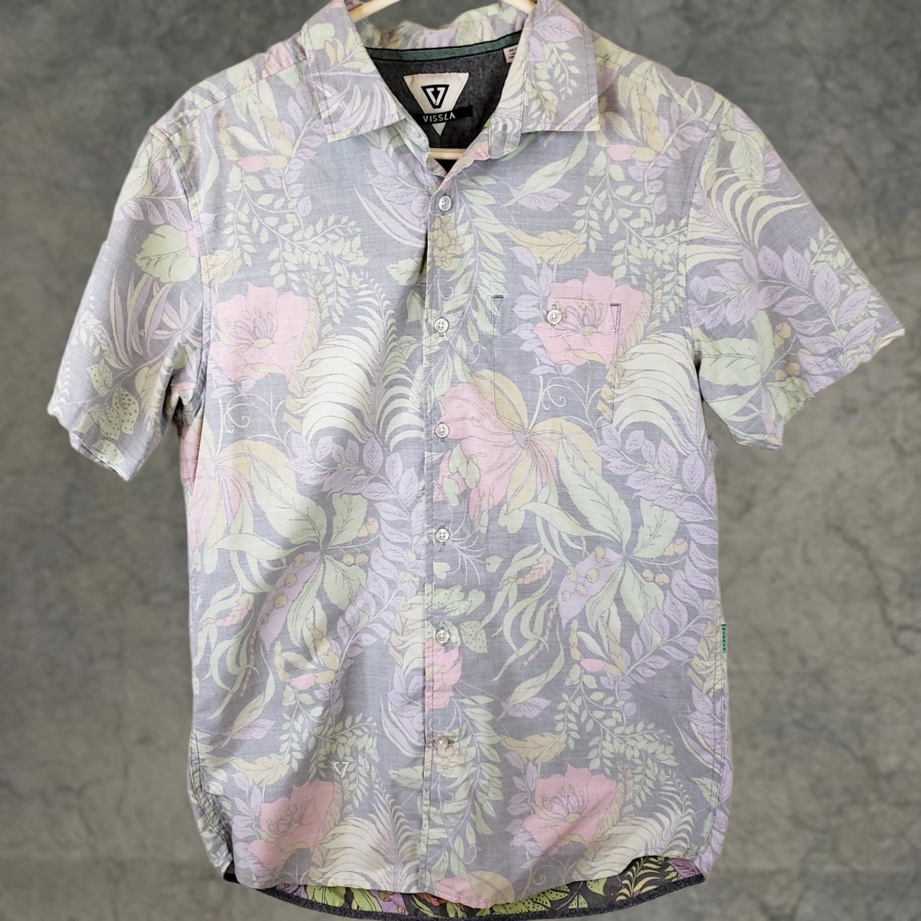 Vissla Vissla Button Up Shirt Men M Floral Print Short Sleeve Cotton Multicolor Holiday All Seasons Button-Down Collared Size US M / EU 48-50 / 2 - 1 Thumbnail