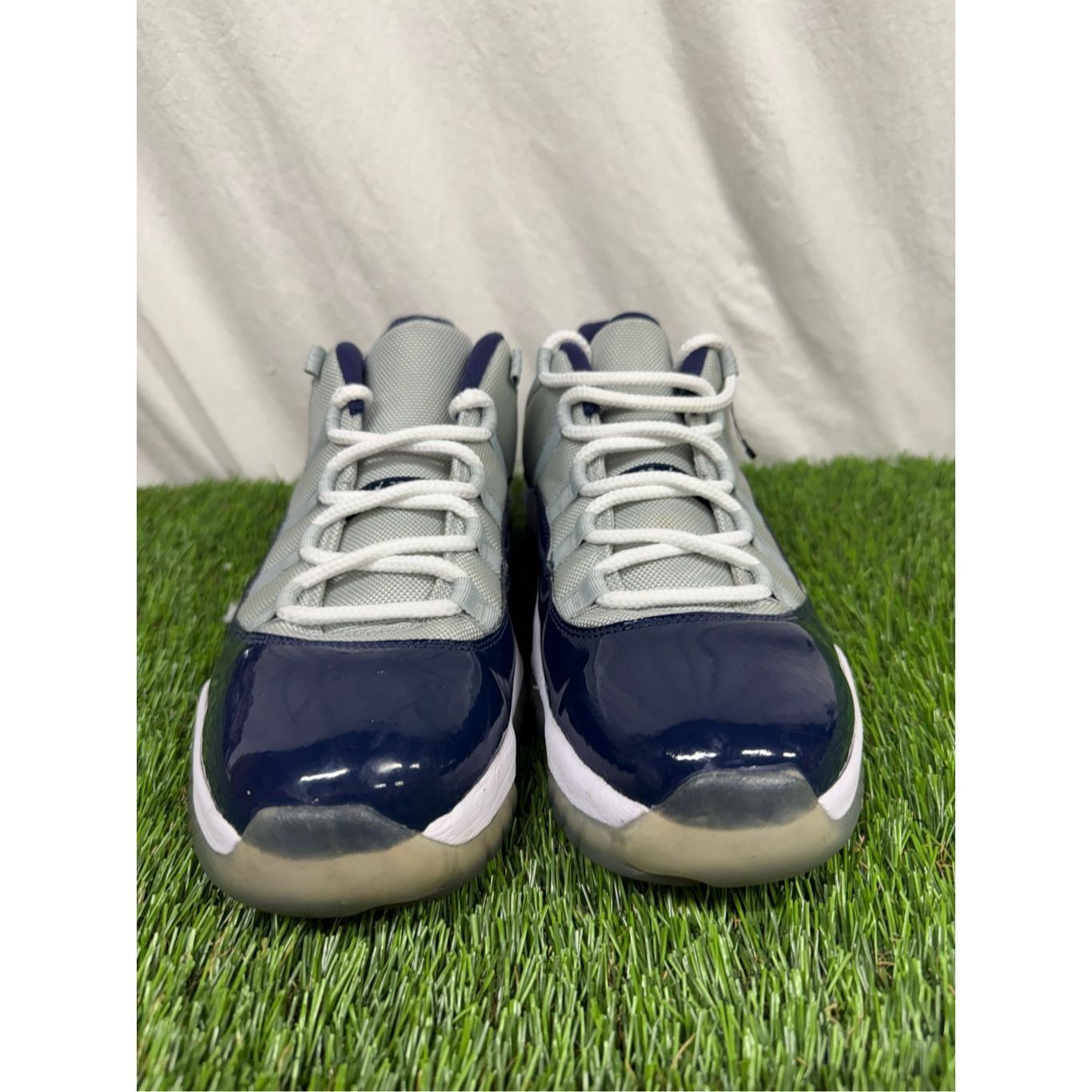 Jordan Brand Jordan 11 Low Georgetown Size 12 CLEAN Excellent Condition Size US 12 / EU 45 - 2 Thumbnail