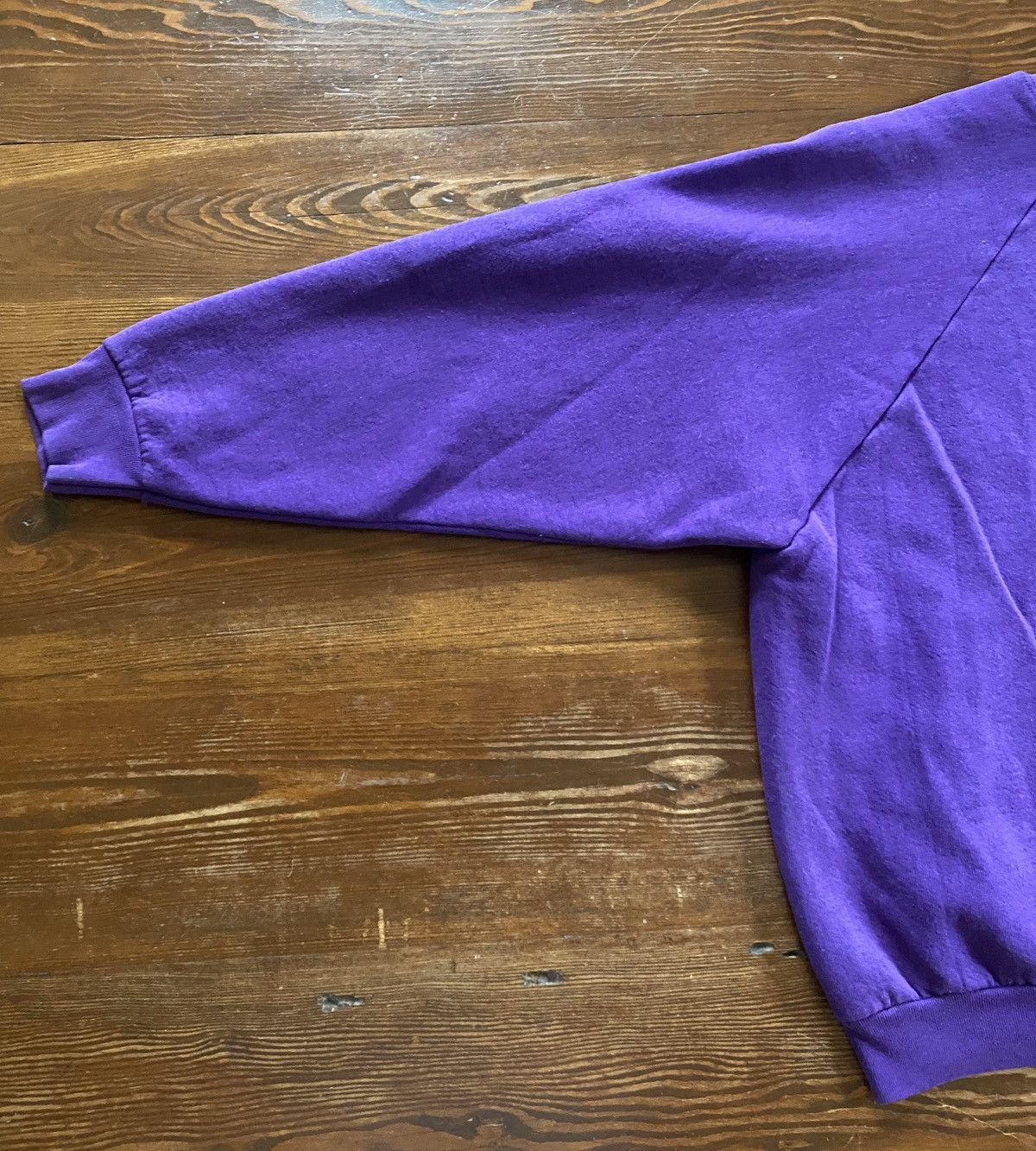 Fruit Of The Loom Vintage 90’s Lo-Fi Purple Raglan Crewneck Sweatshirt Size US XL / EU 56 / 4 - 15 Thumbnail