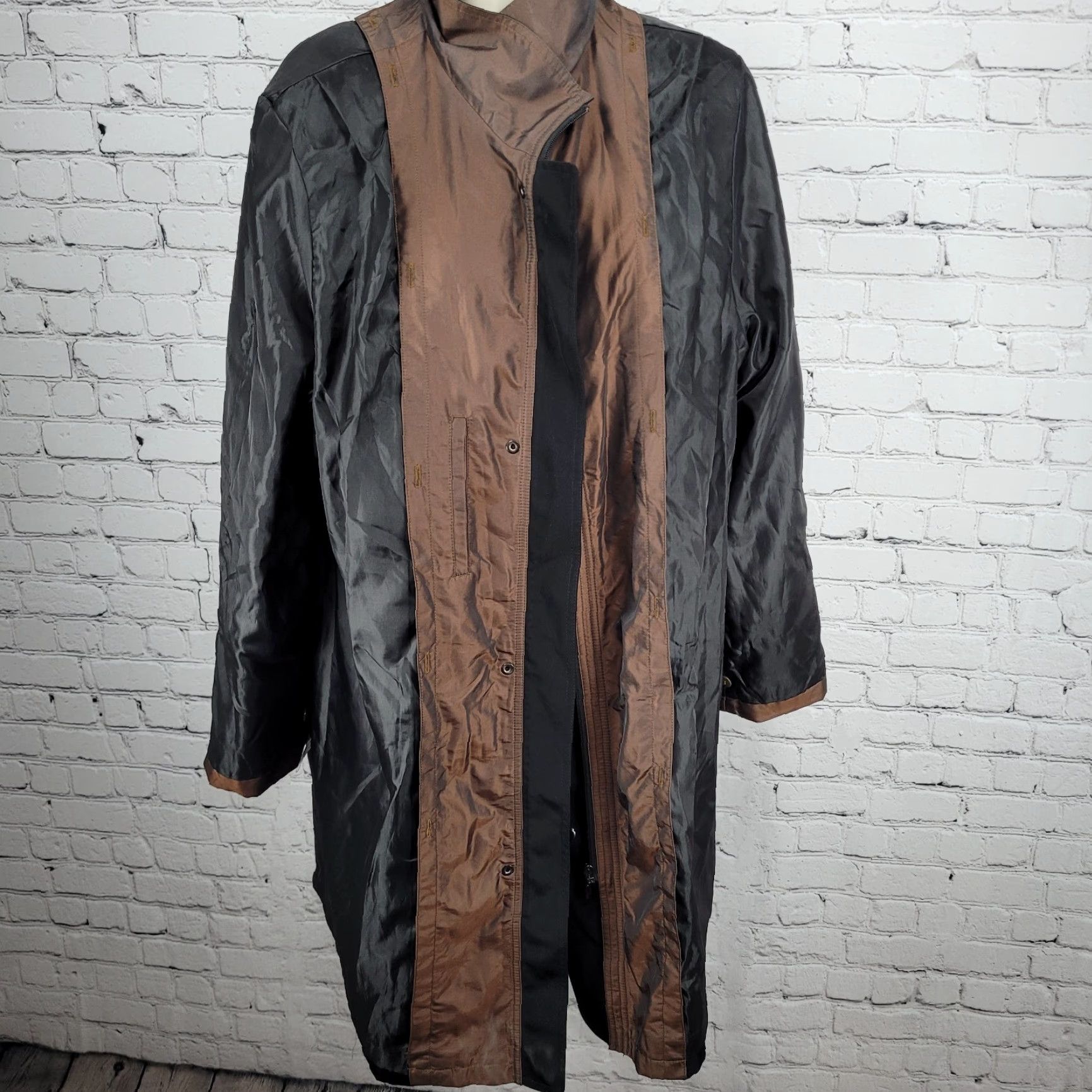 Rains Gallery Jacket Women XL Black Rain Coat Full Zip Snap Lightweight Lined Pockets Outdoor Classic Size XL / US 12-14 / IT 48-50 - 3 Thumbnail