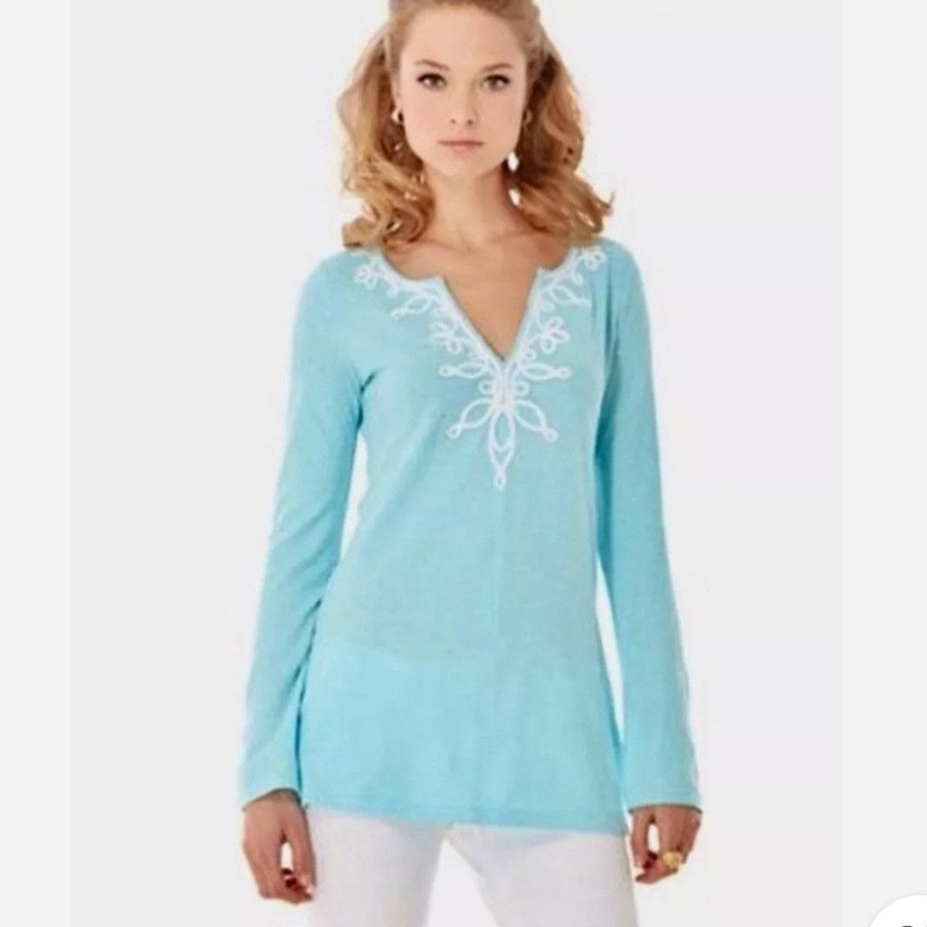 Lilly Pulitzer NWT Lilly Pulitzer Blue V-Neck “Westley" Embroidered Tunic Size XS / US 0-2 / IT 36-38 - 1 Thumbnail