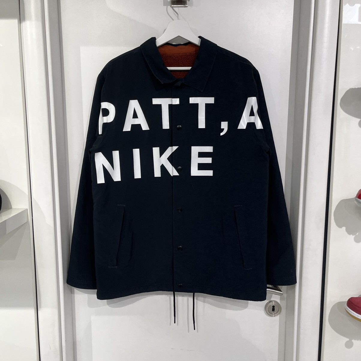 Nike × Patta Nike NSW Patta Coaches Jacket Dark Obsidian Size US M / EU 48-50 / 2 - 1 Thumbnail
