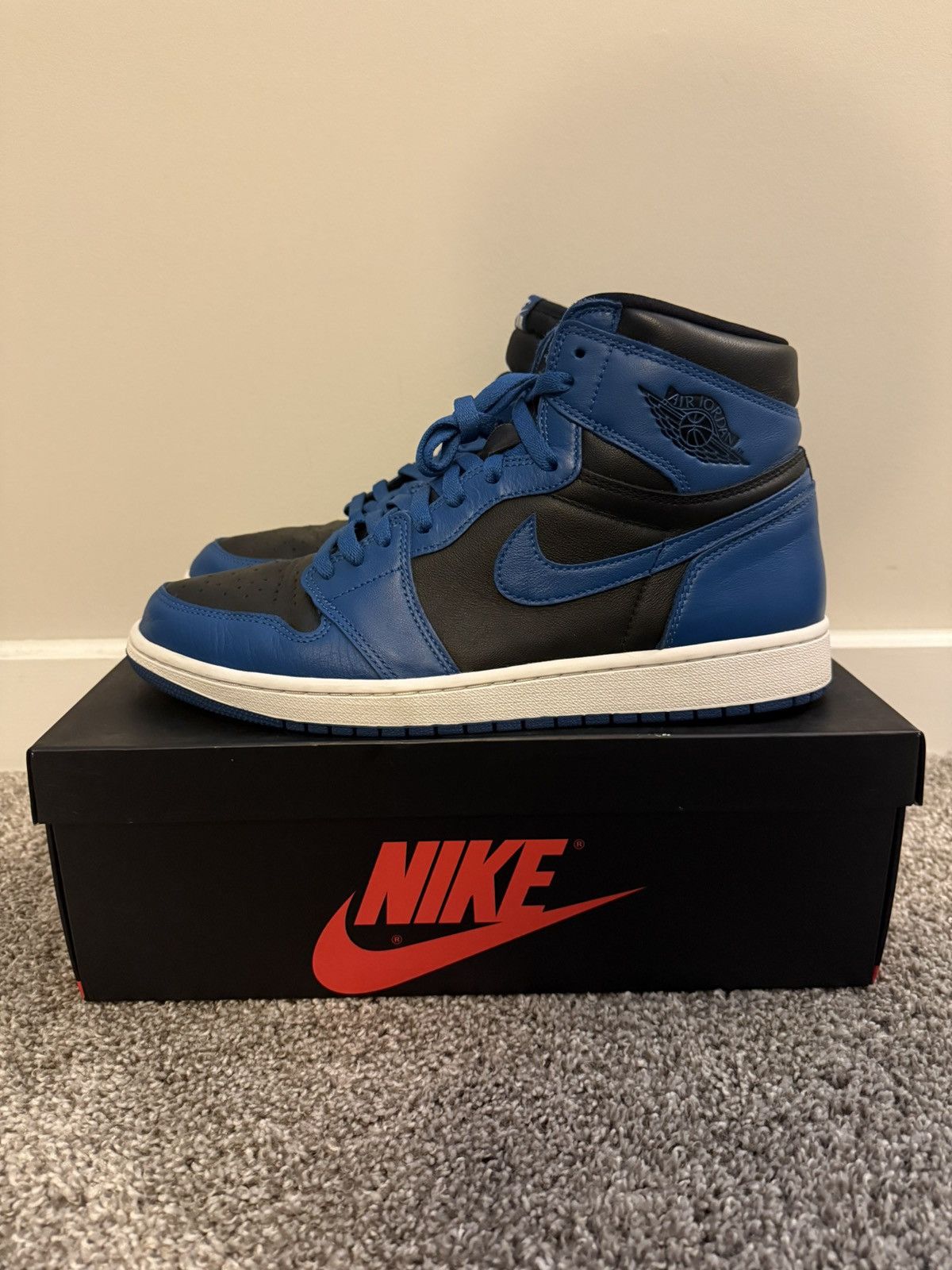 Jordan Brand Air Jordan 1 Retro High OG “Blue Marina” Size US 12 / EU 45 - 2 Thumbnail