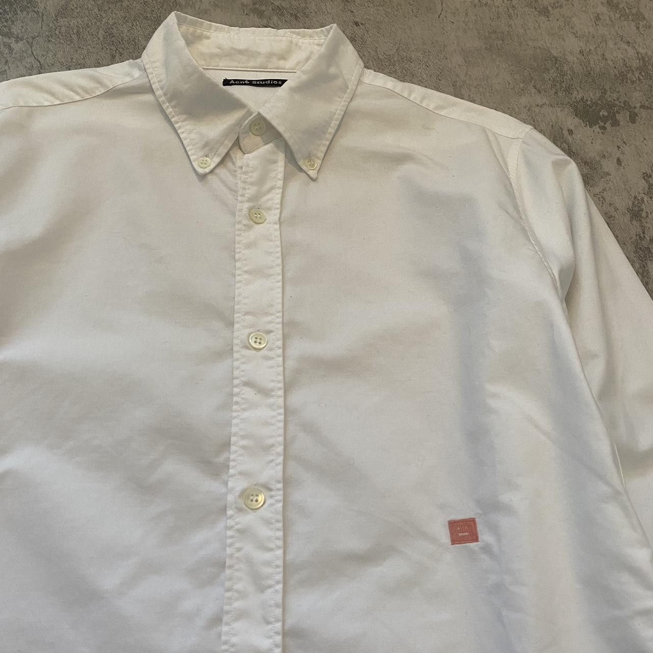 Acne Studios Acne Studios White button-up shirt with red logo Size US S / EU 44-46 / 1 - 2 Thumbnail