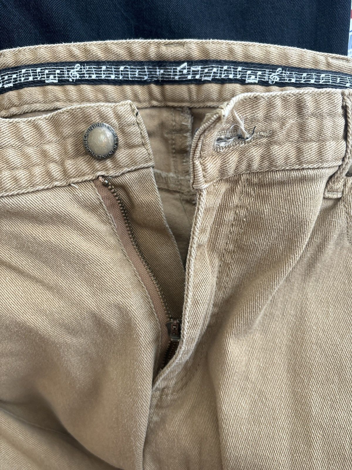 Number (N)ine Number (N)ine khaki 29” denim Size US 29 - 4 Thumbnail