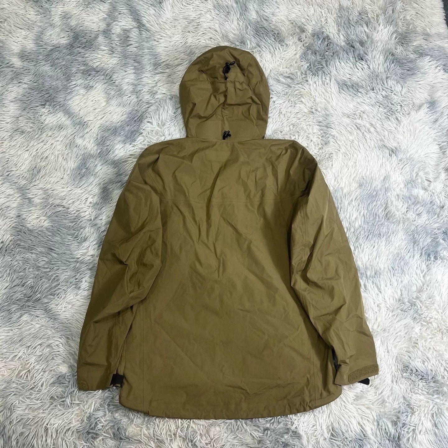 Arc'teryx Arcteryx Alpha Jacket LT Gen2 Leaf Size US L / EU 52-54 / 3 - 2 Thumbnail