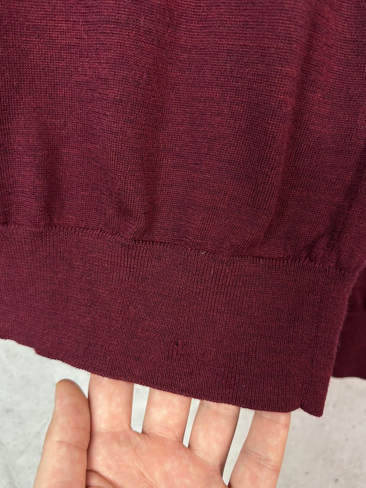 Uniqlo Uniqlo Wool Knit Burgundy Long Sleeve Crew Neck Sweater Size US S / EU 44-46 / 1 - 7 Thumbnail