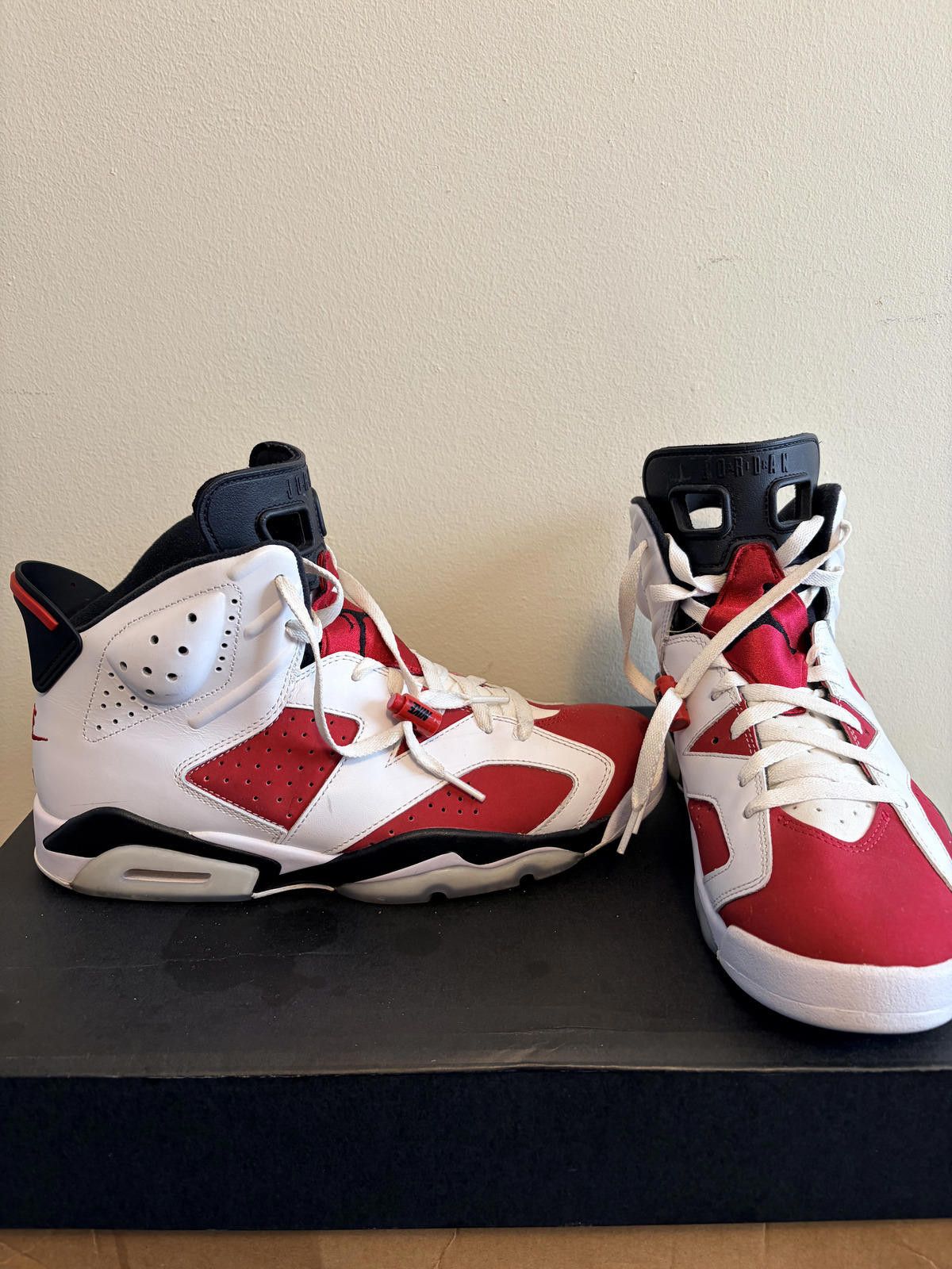 Jordan Brand Air Jordan 6 Retro Carmine Shoe (Size 10.5) Size US 10.5 / EU 43-44 - 3 Thumbnail