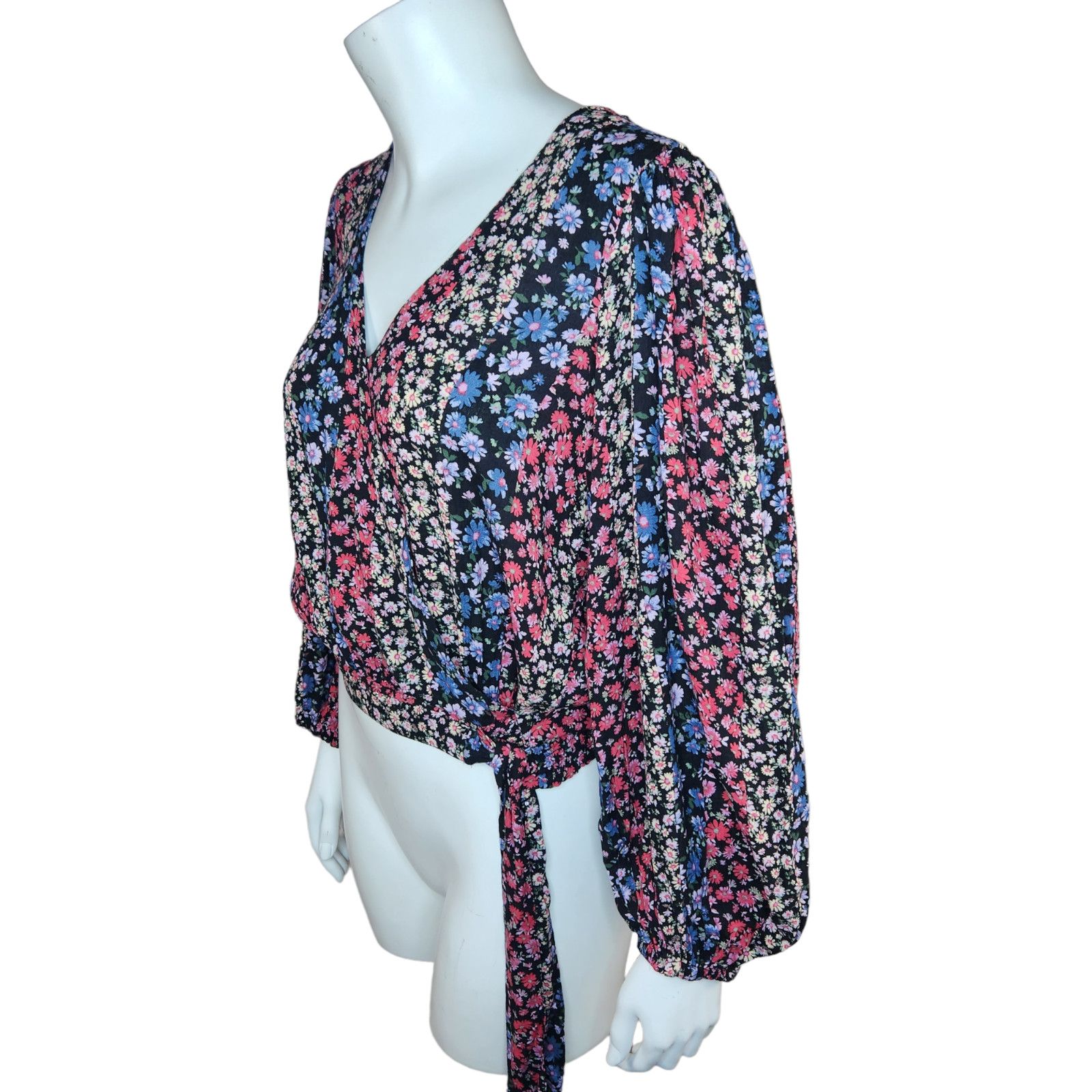 American Eagle Outfitters American Eagle Womens Small Floral V-Neck Cottagecore Blouse Size S / US 4 / IT 40 - 11 Thumbnail