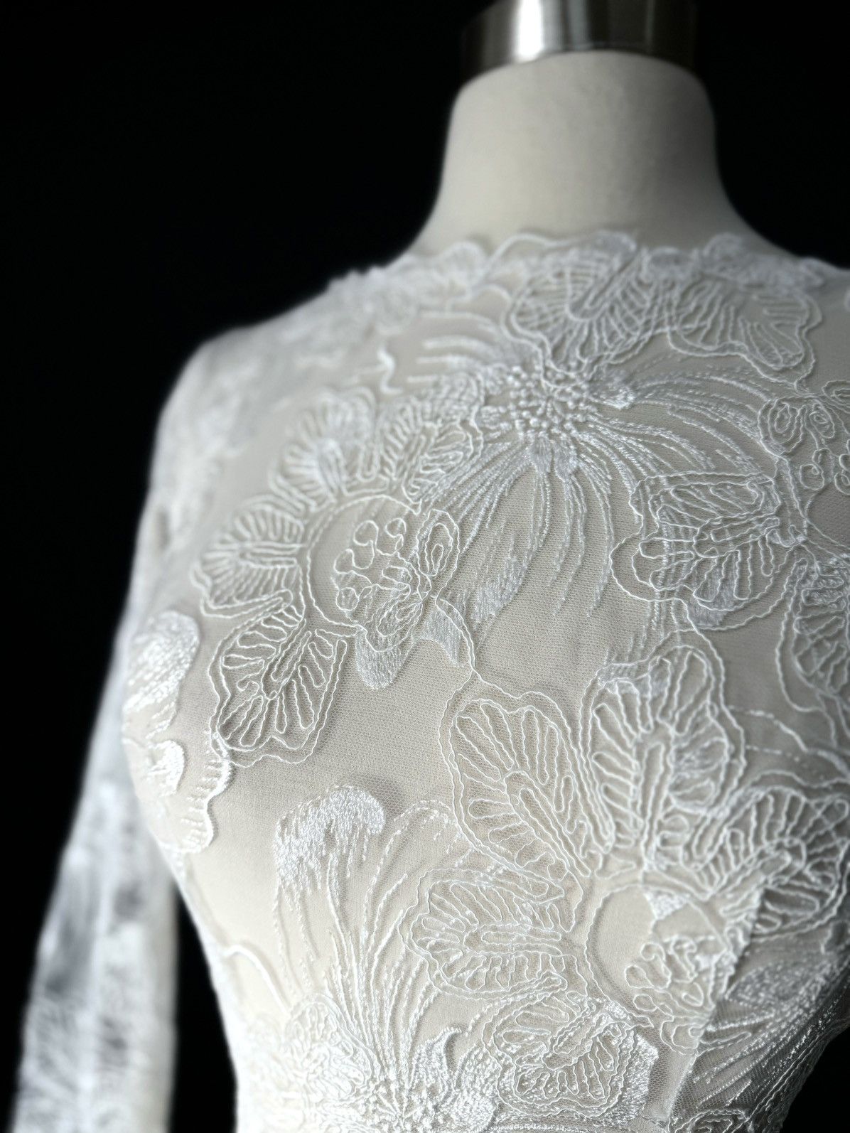 Other Preloved US 0 Anna Augusta Bridal Embroidery lace Cape Size XS / US 0-2 / IT 36-38 - 3 Thumbnail