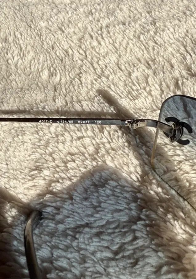 Chanel CHANEL Sunglasses 4017-D Rimless Rhinestone Vintage Size ONE SIZE - 4 Thumbnail