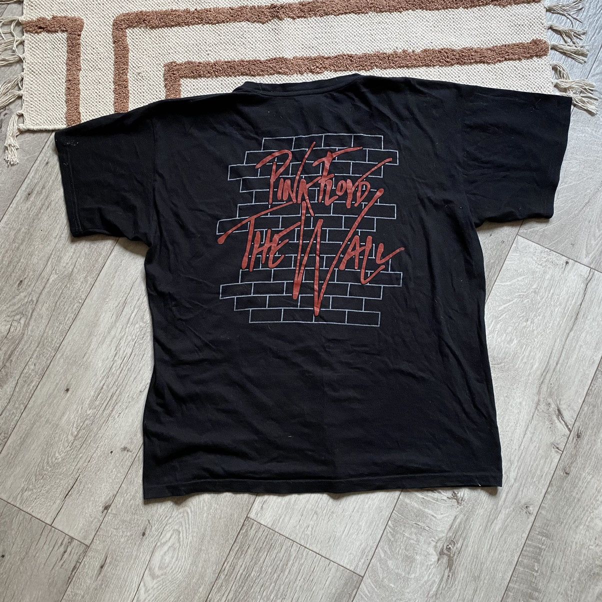 Band Tees × Vintage PINK FLOYD Y2K THE WALL DOUBLE SIDE PRINT T SHIRT Size US L / EU 52-54 / 3 - 2 Thumbnail