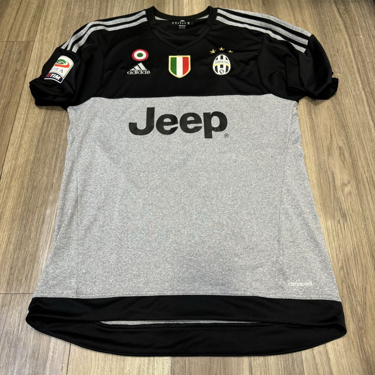 Adidas Juventus 15/16 goalkeeper gk shirt #1 Buffon Size US M / EU 48-50 / 2 - 1 Thumbnail