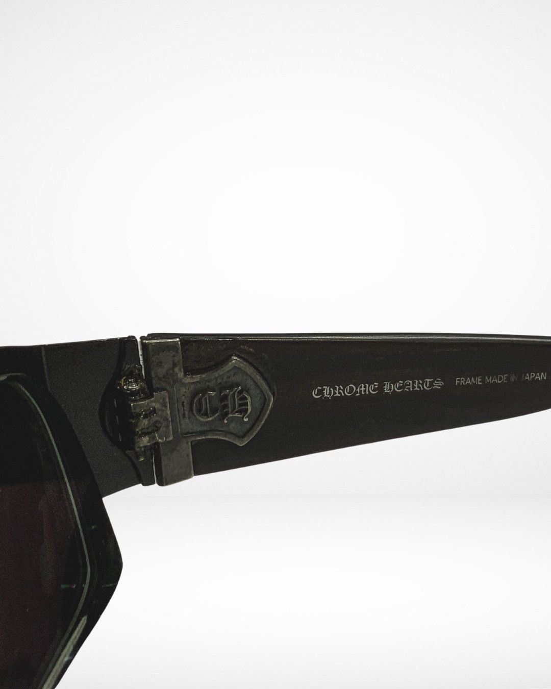 Chrome Hearts 1990s Rear End Wood Frame Fleur De Lis Silver Sunglasses Size ONE SIZE - 10 Thumbnail