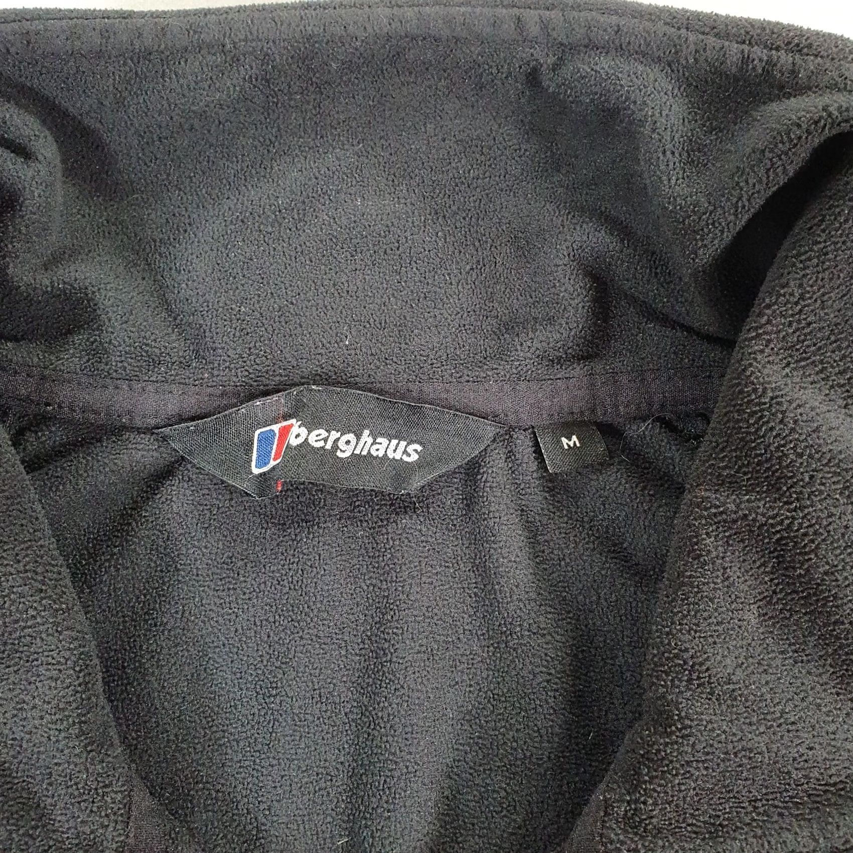 Berghaus Berghaus Mens Jacket Fleece Black Medium Full Zip Sweatshirt Lightweight Size US M / EU 48-50 / 2 - 3 Thumbnail