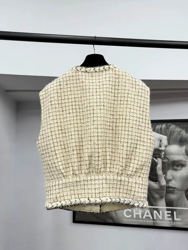 Chanel Chanel 25K new tweed plaid vest jacket Size XS / US 0-2 / IT 36-38 - 3 Thumbnail