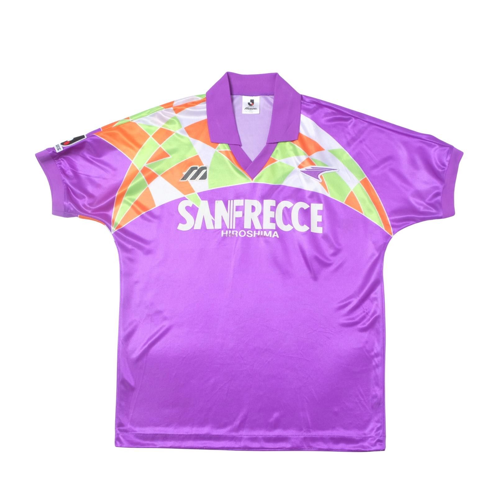 Mizuno 1993/95 Sanfrecce Hiroshima Home Shirt J-League Mizuno (L) Size US L / EU 52-54 / 3 - 1 Thumbnail
